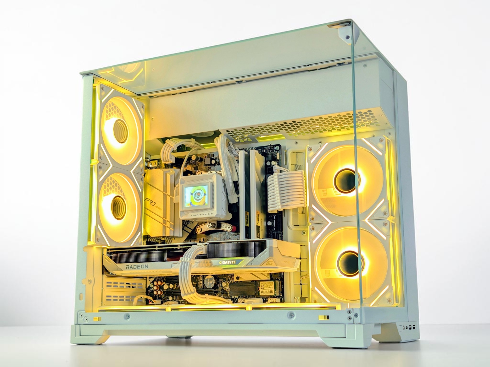 🤍🏔️Alaska🏔️❄️Gaming PC❄️AMD RX 9060 XT 16GB❄️AMD Ryzen 7 5800X 8 core❄️32GB DDR4❄️1TB SSD