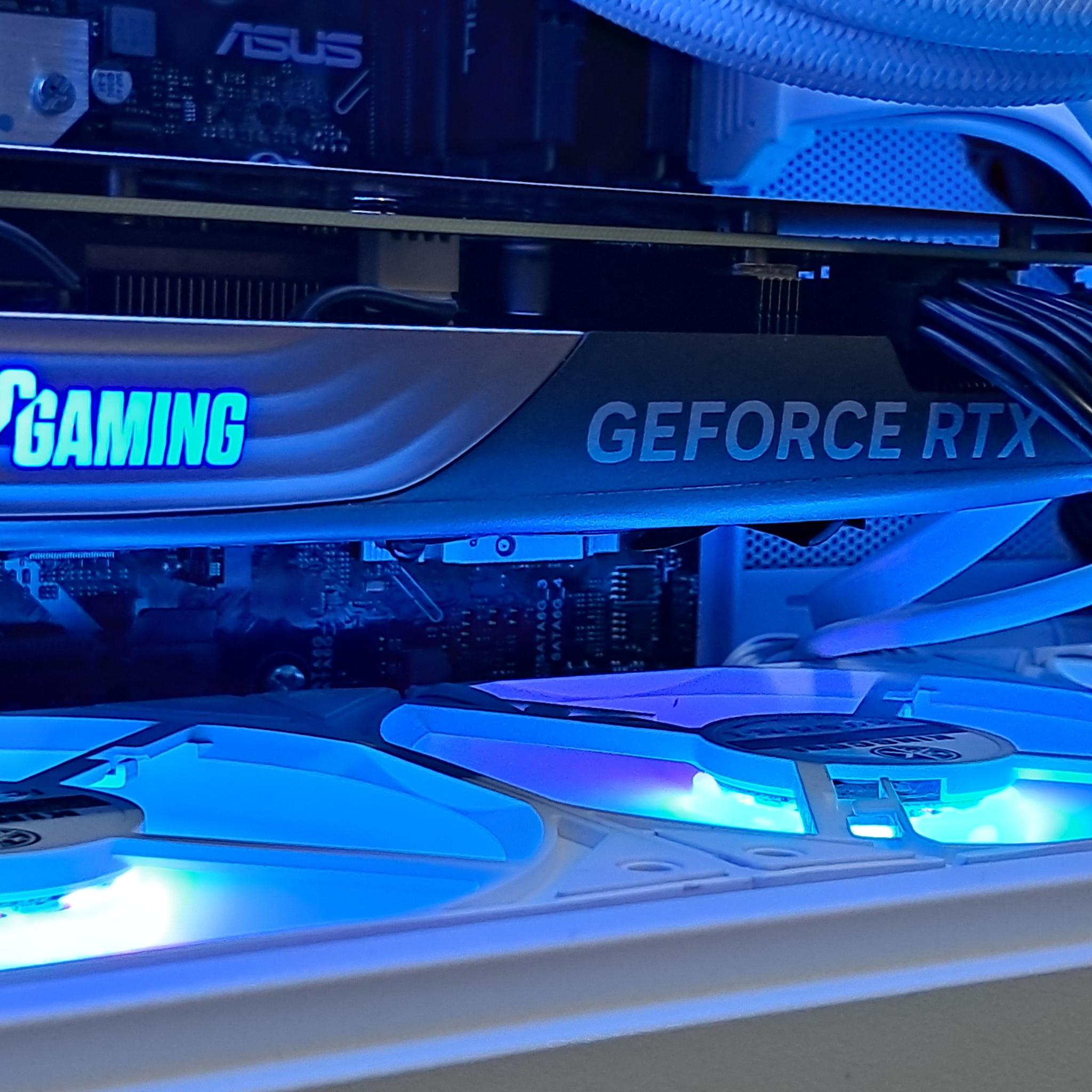 RTX 4070 Super/Core Ultra 5 250KF Plus | 32GB DDR5 | 2TB SSD