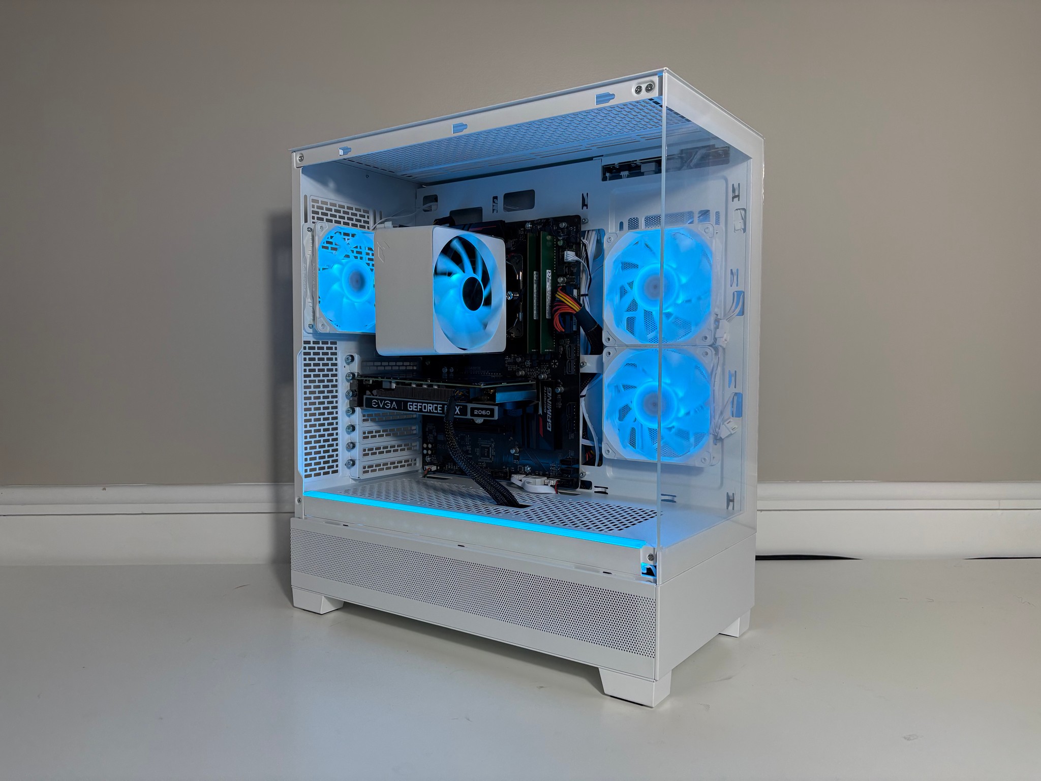 Clean White Gaming PC - Nvidia RTX 2060 6GB, Ryzen 5 3600, 16GB, 512GB SSD