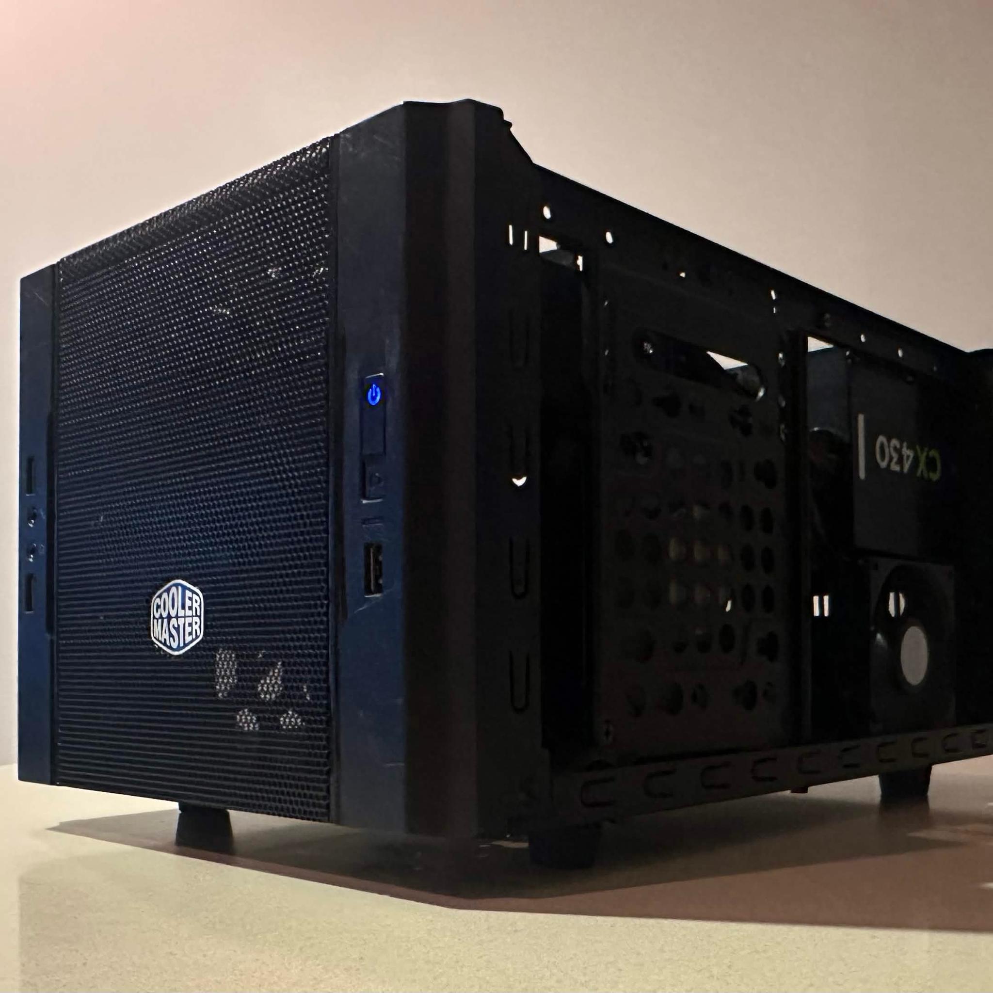 Starter Gaming PC - Intel Core i5-4690K | XFX Radeon RX 470 | 16GB RAM | 256GB SSD & 1TB HDD | Win10