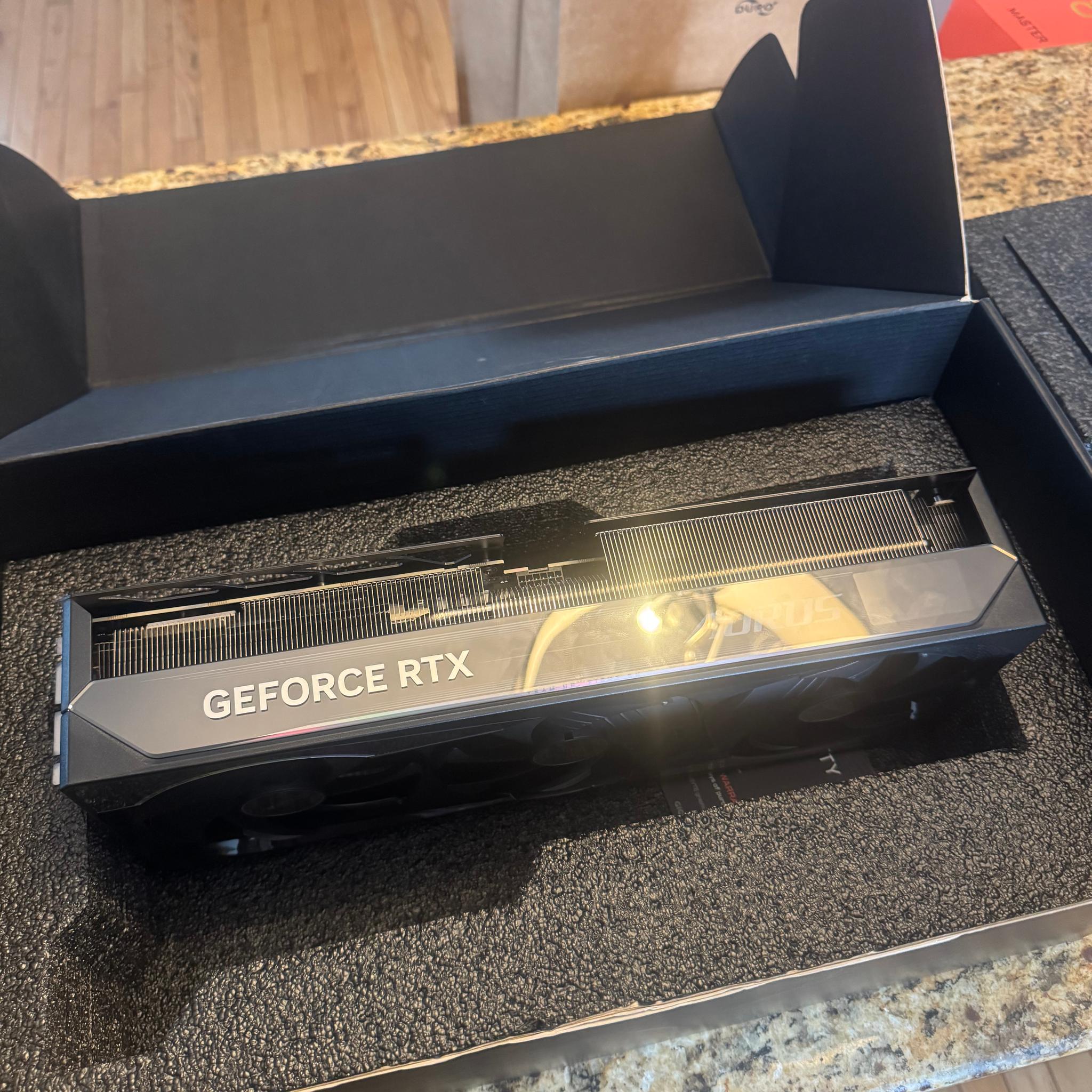 GIGABYTE AORUS GeForce RTX 5080 MASTER 16G
