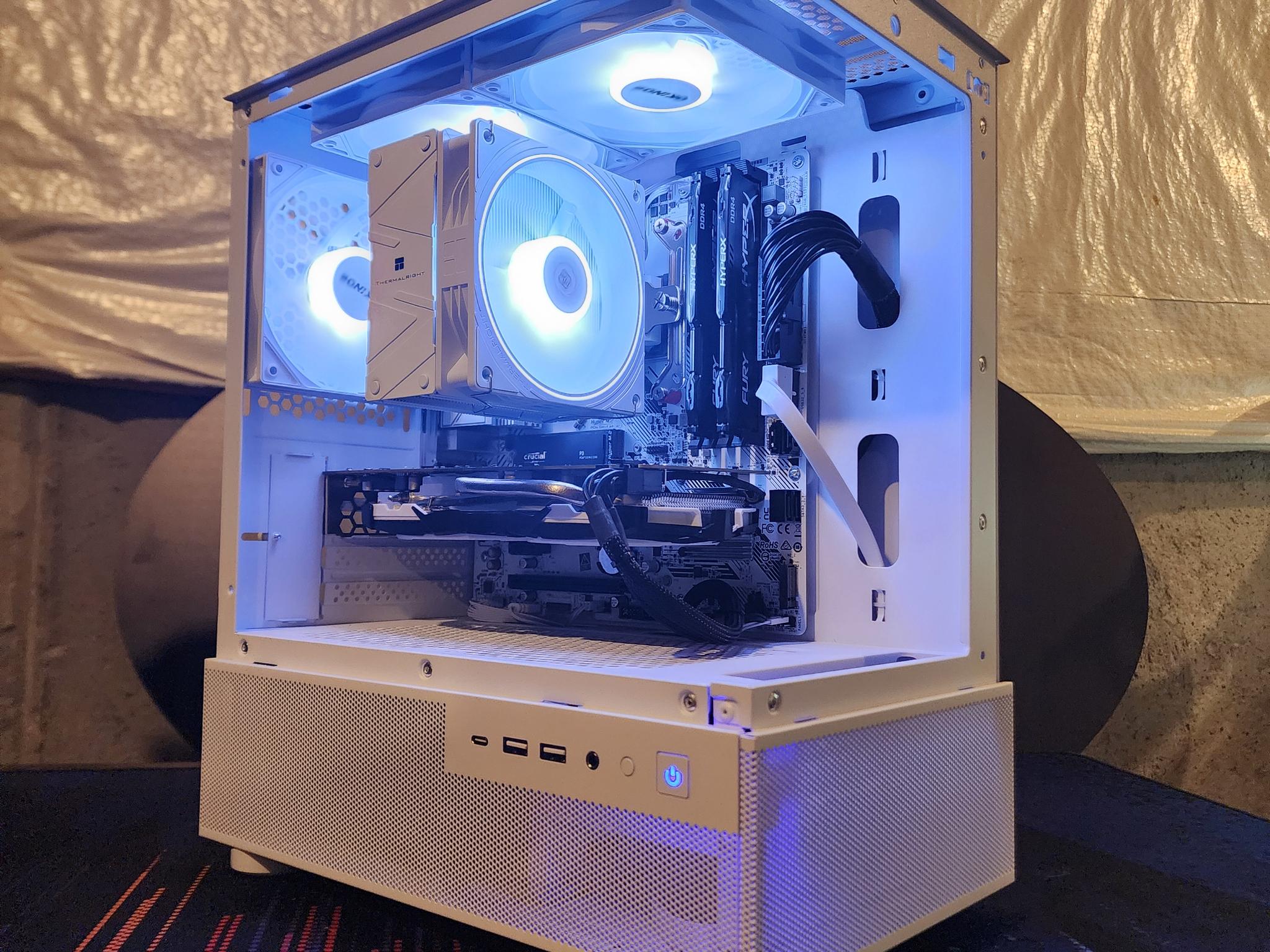 AMD RX 570 8GB / Ryzen 5 5500 / 16GB DDR4 / 500GB NVMe SSD