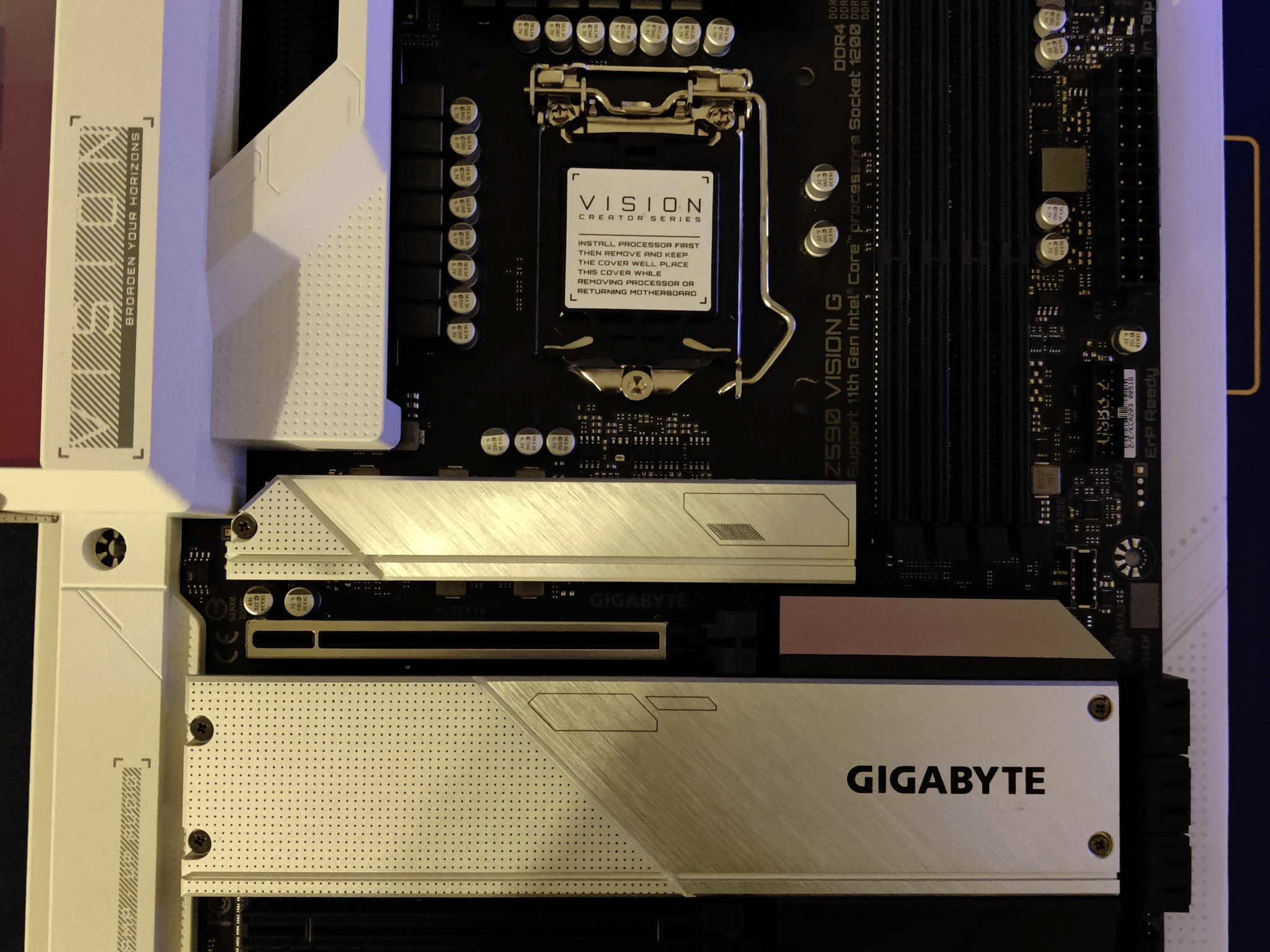 Gigabyte Z590 Vision G Creator Motherboard