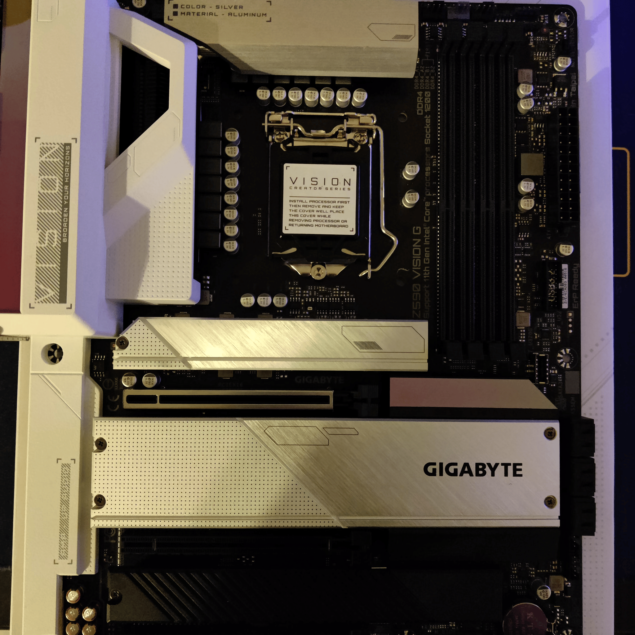 Gigabyte Z590 Vision G Creator Motherboard