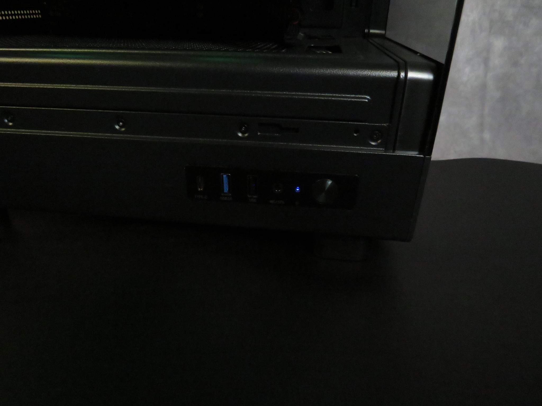 Amazing Mid-Range Gamer: Ryzen 5 3600 + RTX 2080 Super + 16 GB DDR4 + 1 TB SSD
