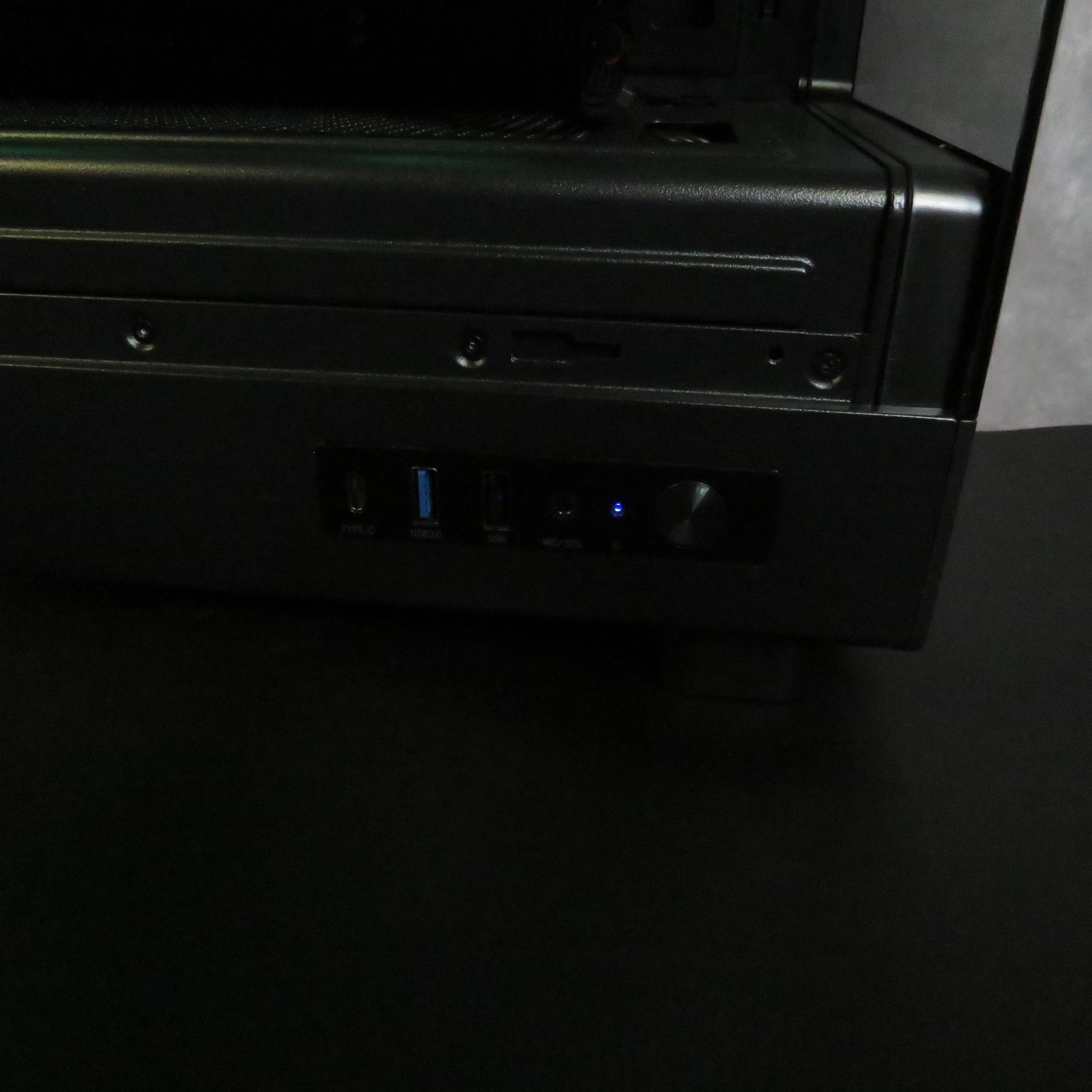 Amazing Mid-Range Gamer: Ryzen 5 3600 + RTX 2080 Super + 16 GB DDR4 + 1 TB SSD