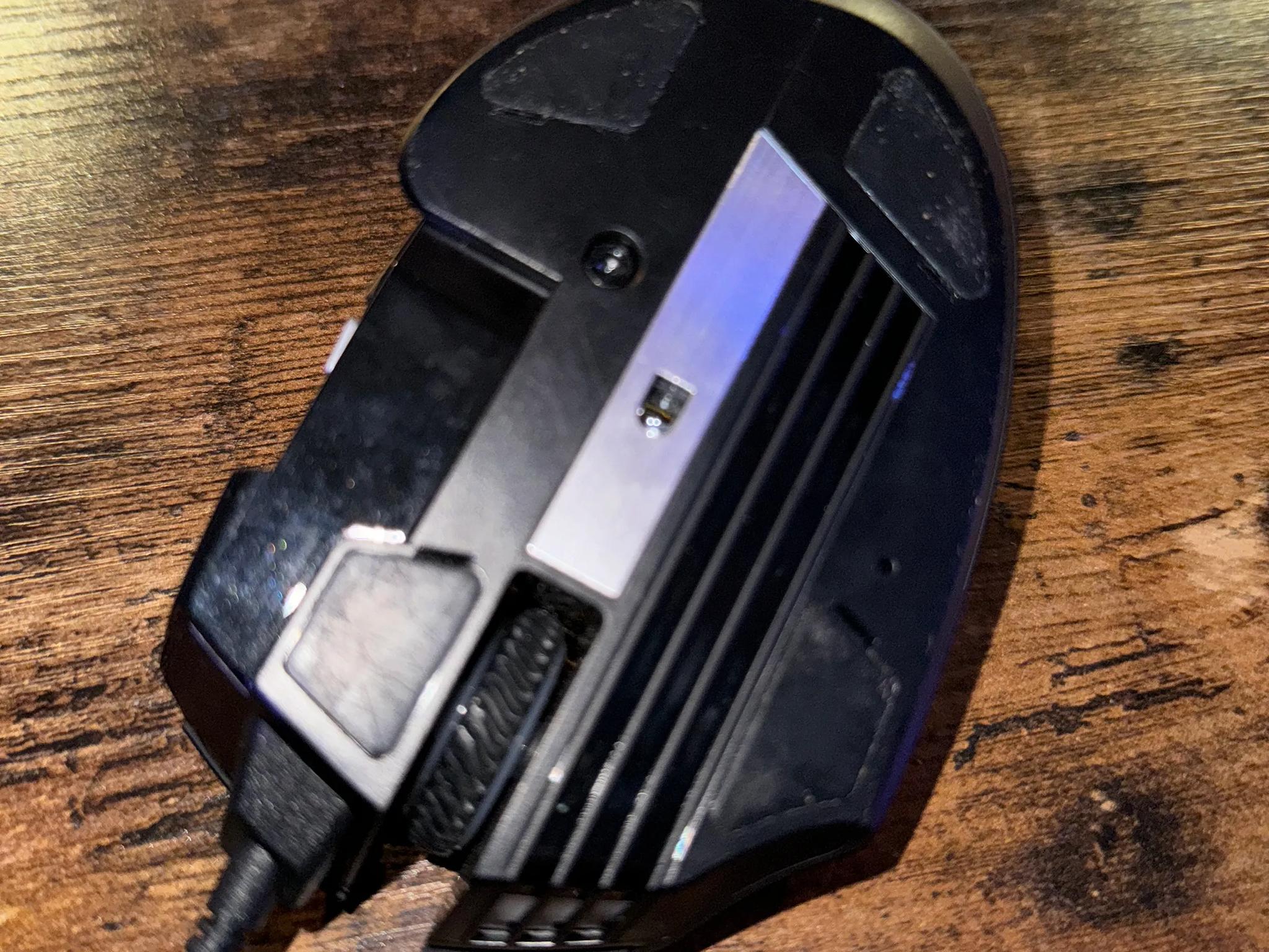Corsair SCIMITAR RGB ELITE Optical Gaming Mouse - Lightly Used, Excellent Condition (No Box)