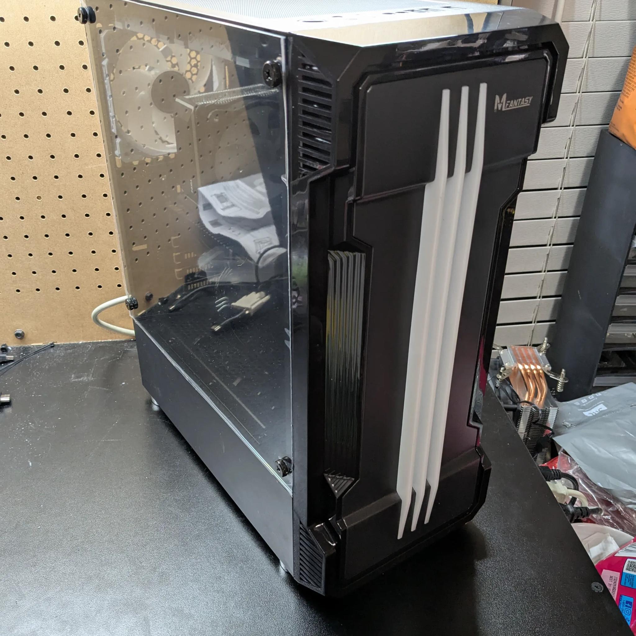 Rush B: 3 Stripe | 120 FPS Fortnite | Scratch and Dent | i5-4570, 16GB RAM, 480GB SSD, GTX 950