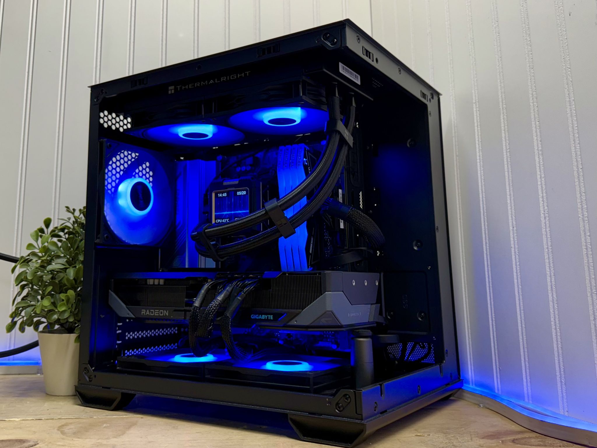 SALE 🕷️Game Slayer V2🕷️ 9600x/9070XT/32g DDR5/240mm AIO/800wpsu/2tb gen 4