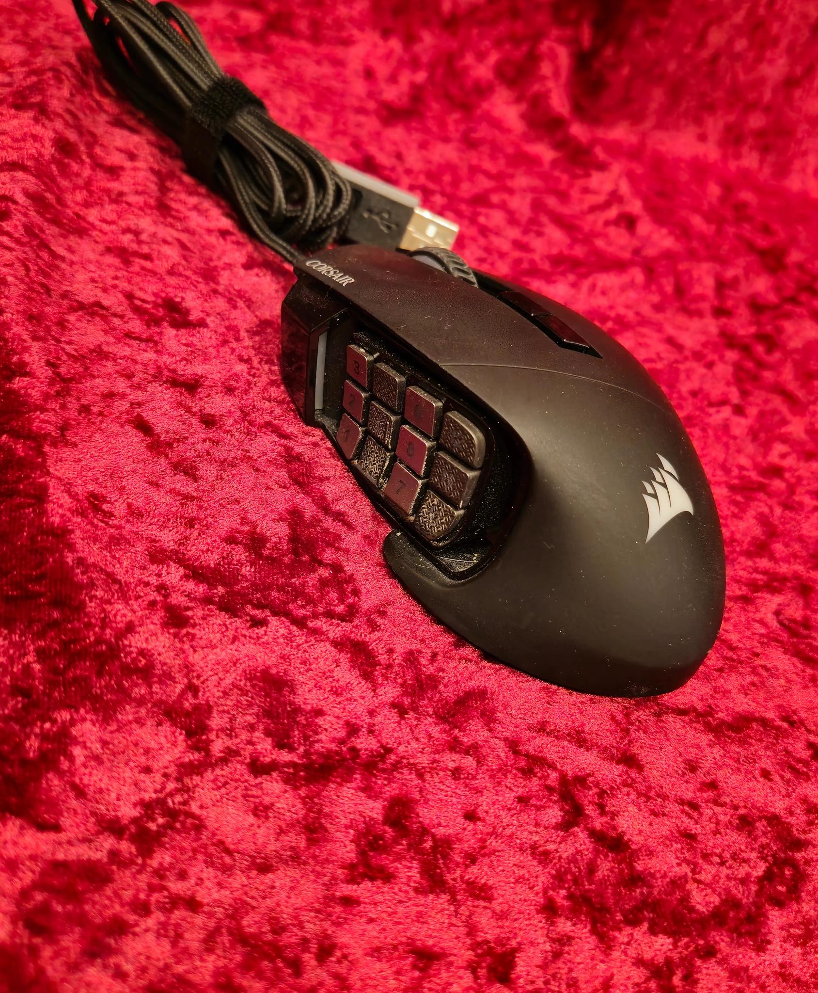 Corsair Scimitar Pro RGB (Used)