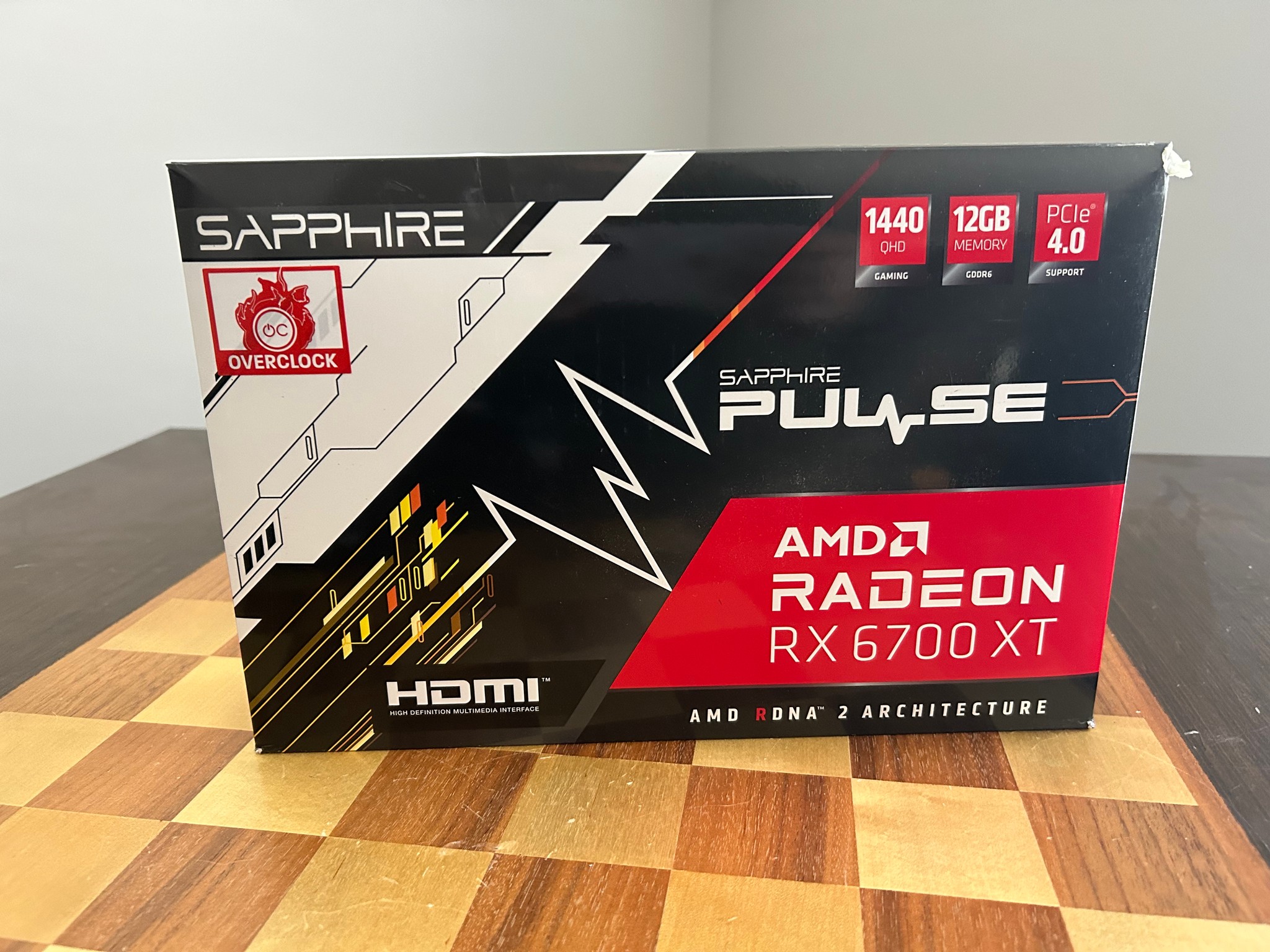 Sapphire Pulse Radeon RX 6700XT