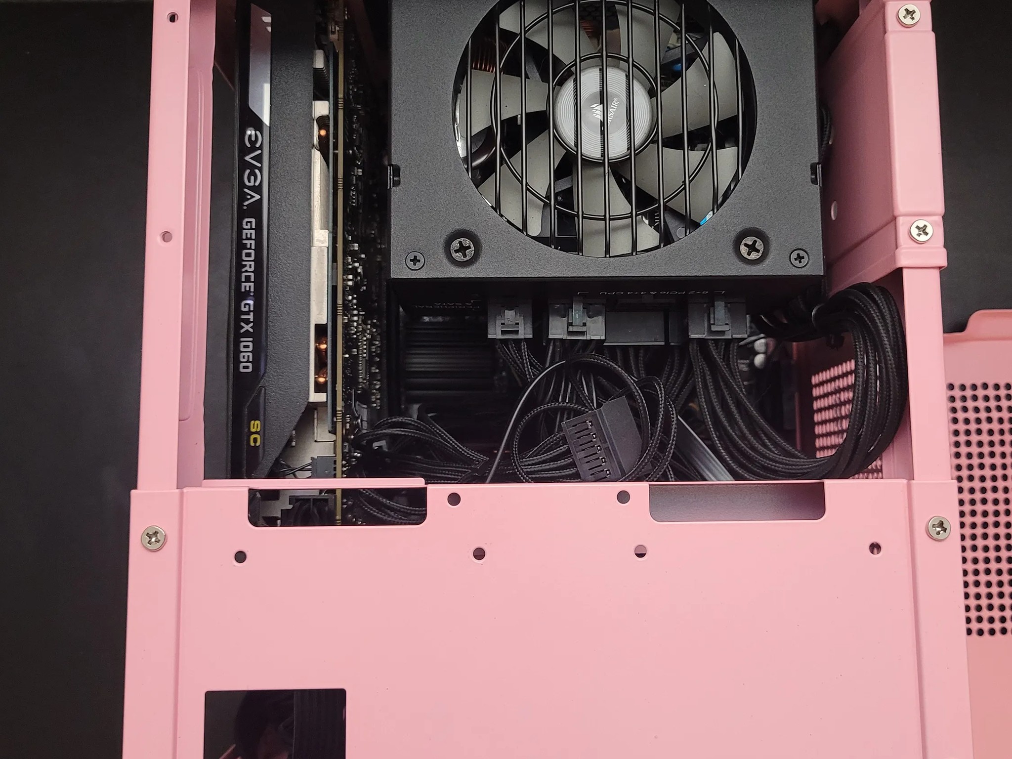 🌸 Pinky 🌸 // Intel i5 7600 // GTX 1060 3GB // 8GB DDR4 // 1TB SSD