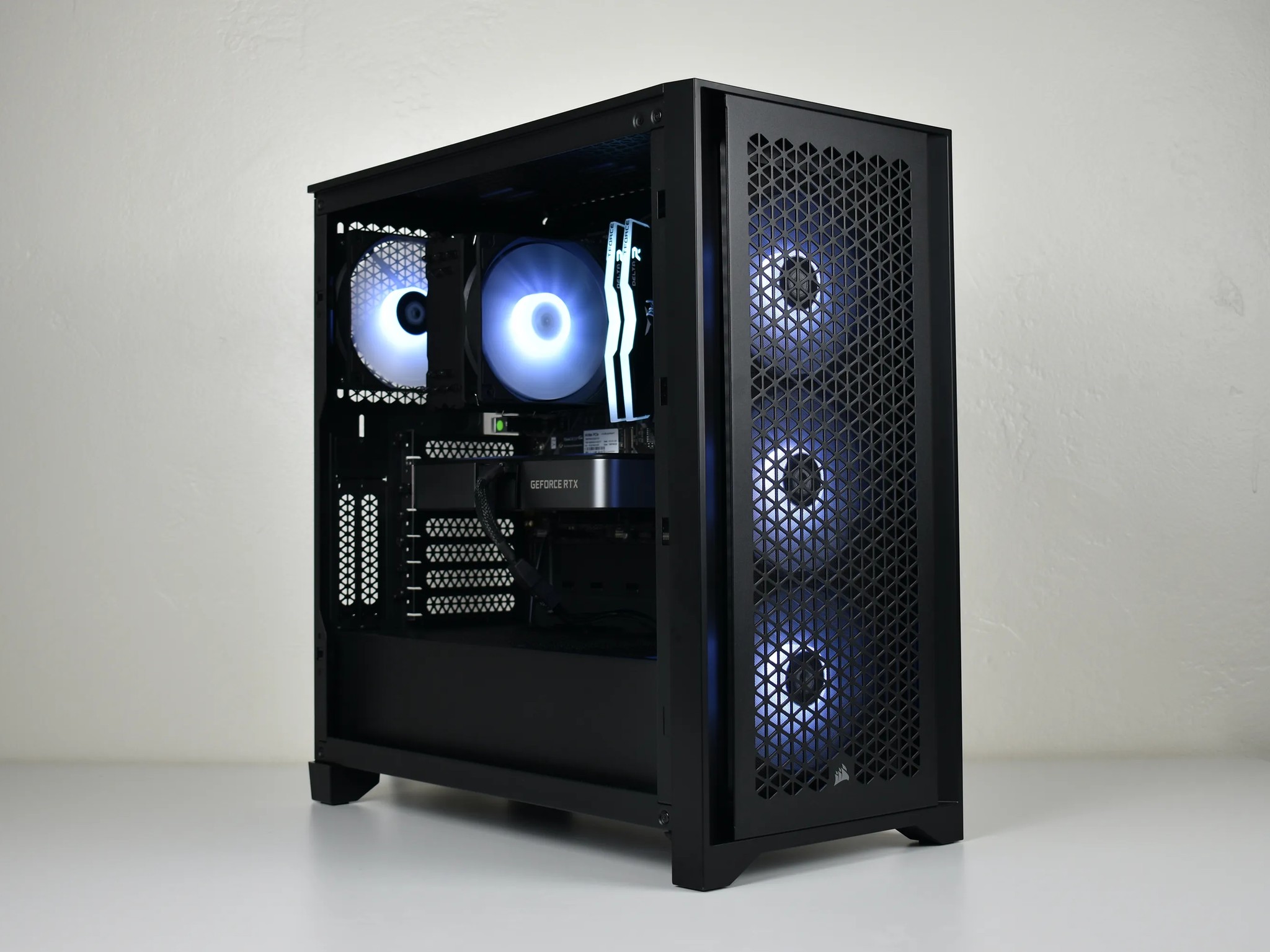Forge Custom Gaming PC / RTX 3070 / Ryzen 5600 / Corsair 4000D Airflow / 1TB NVME / 32GB DDR4 / WiFi