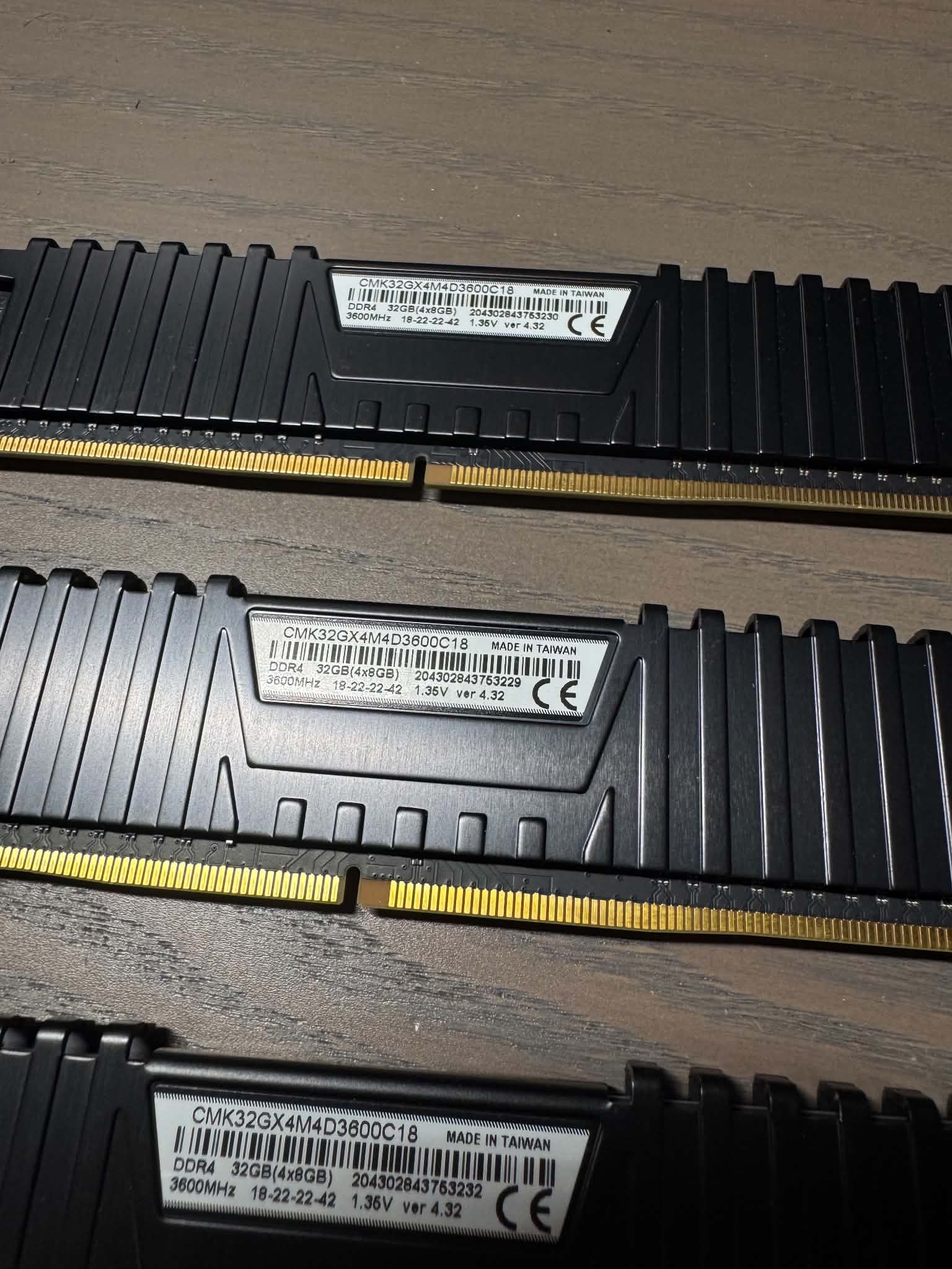 Corsair Vengeance LPX 32Gb (4X8Gb) DDR4 3600Mhz RAM (CMK32GX4M4D3600C18)