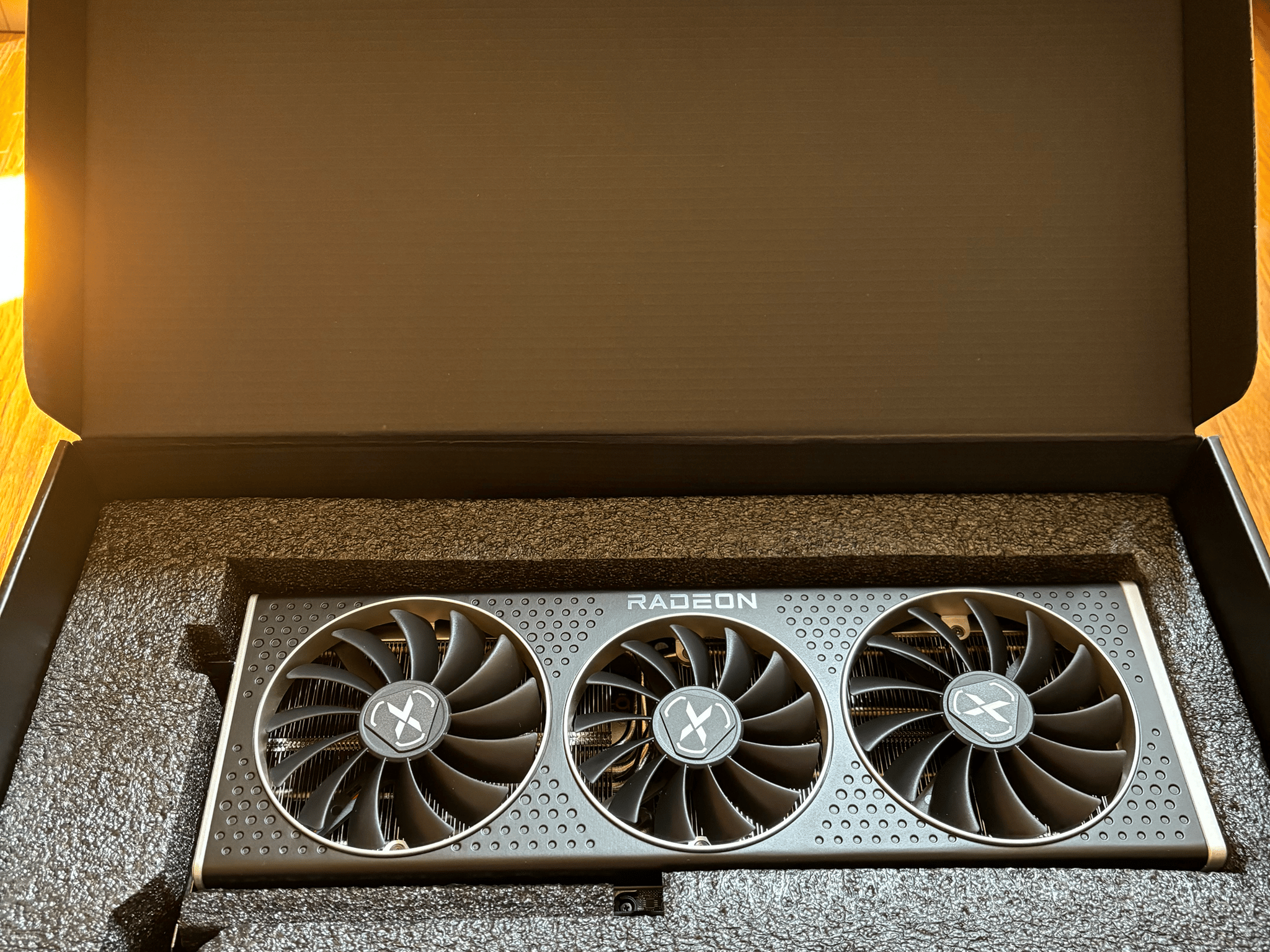 XFX Merc 319 AMD Radeon RX 6800XT