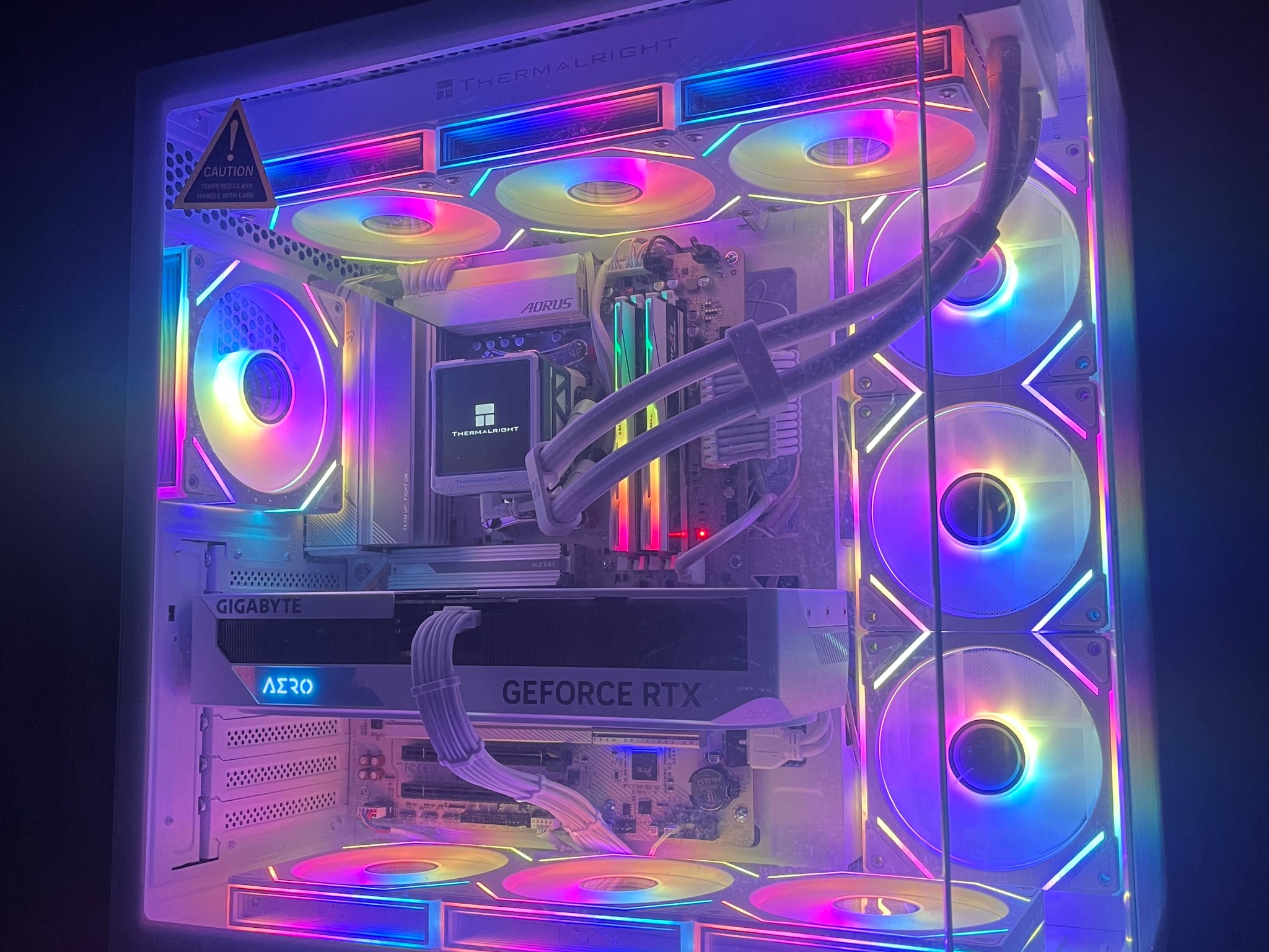 RTX 4070 TI SUPER | Ryzen 7 9800X3D | 32GB RAM | 6TB STORAGE | White Gaming PC