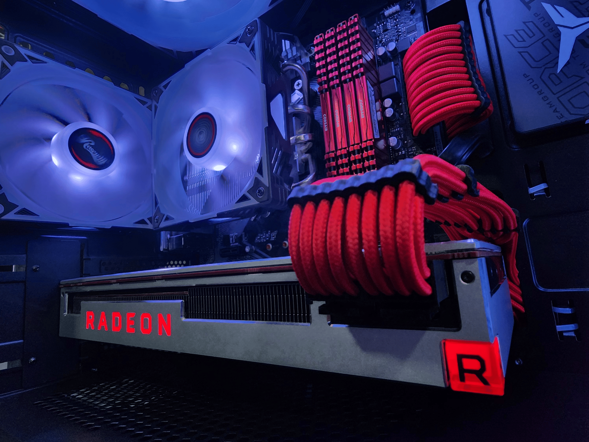 🚩🚩🚩 AMD Ryzen 7 2700X // ASRock Phantom Gaming Radeon VII 16GB //Corsair Vengeance 16GB 2800MHz
