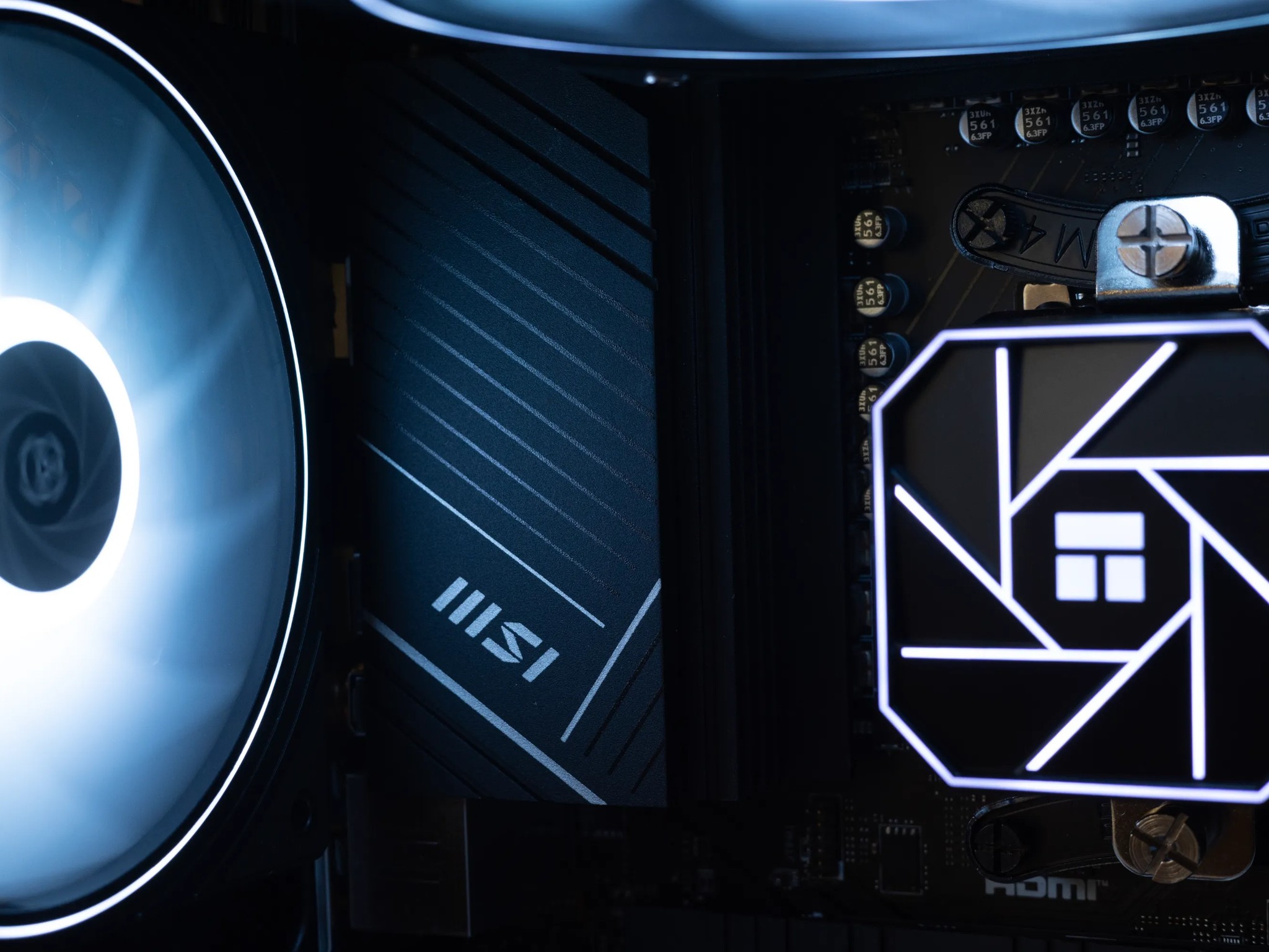 RX 6800 16GB, Ryzen 5 7500F, 32GB DDR5 6000, 1TB NVME, WiFi, Gaming PC