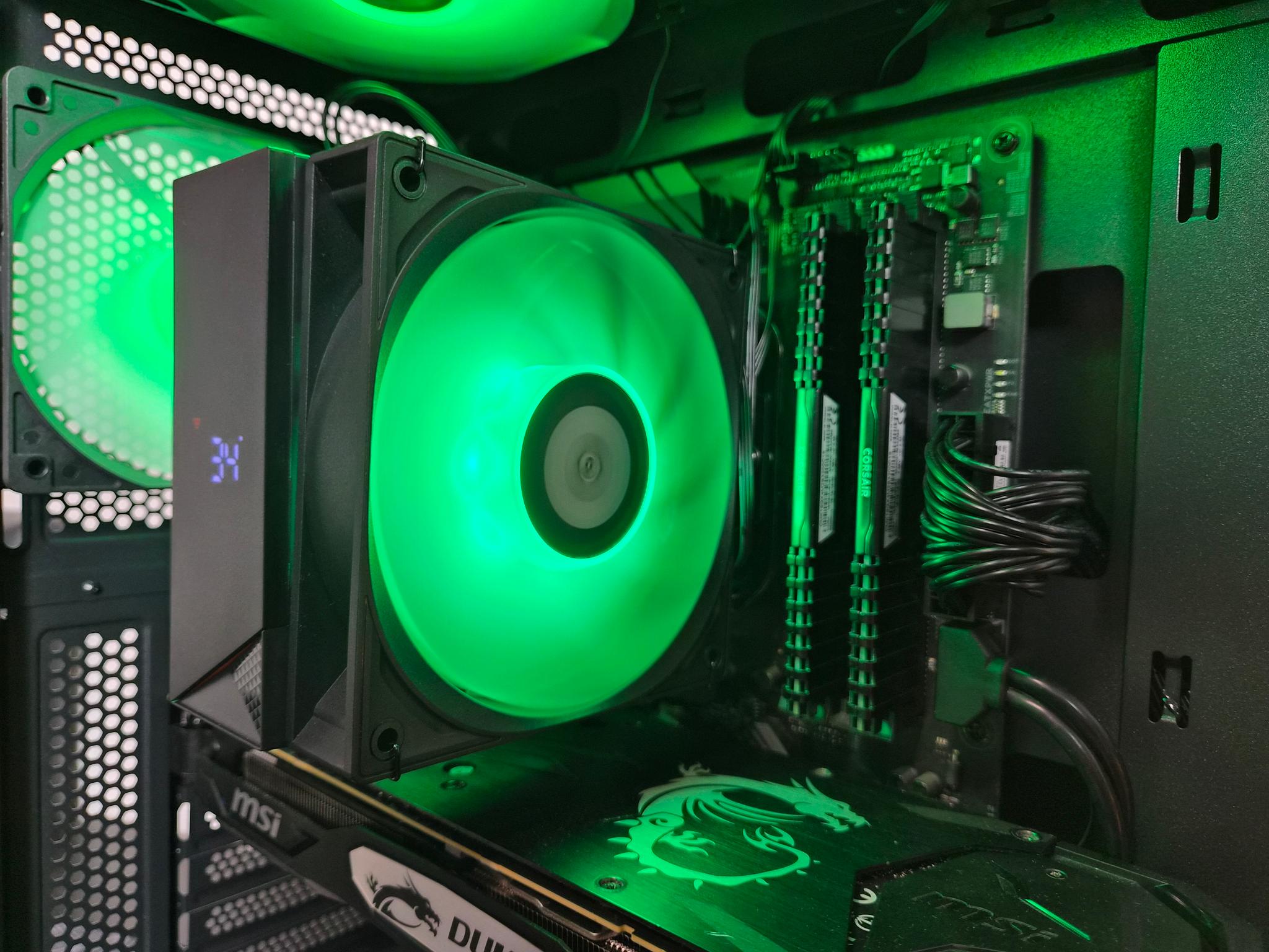 Simple Gaming PC: RTX 2070 | Ryzen 5 | 16GB RAM | 512GB SSD