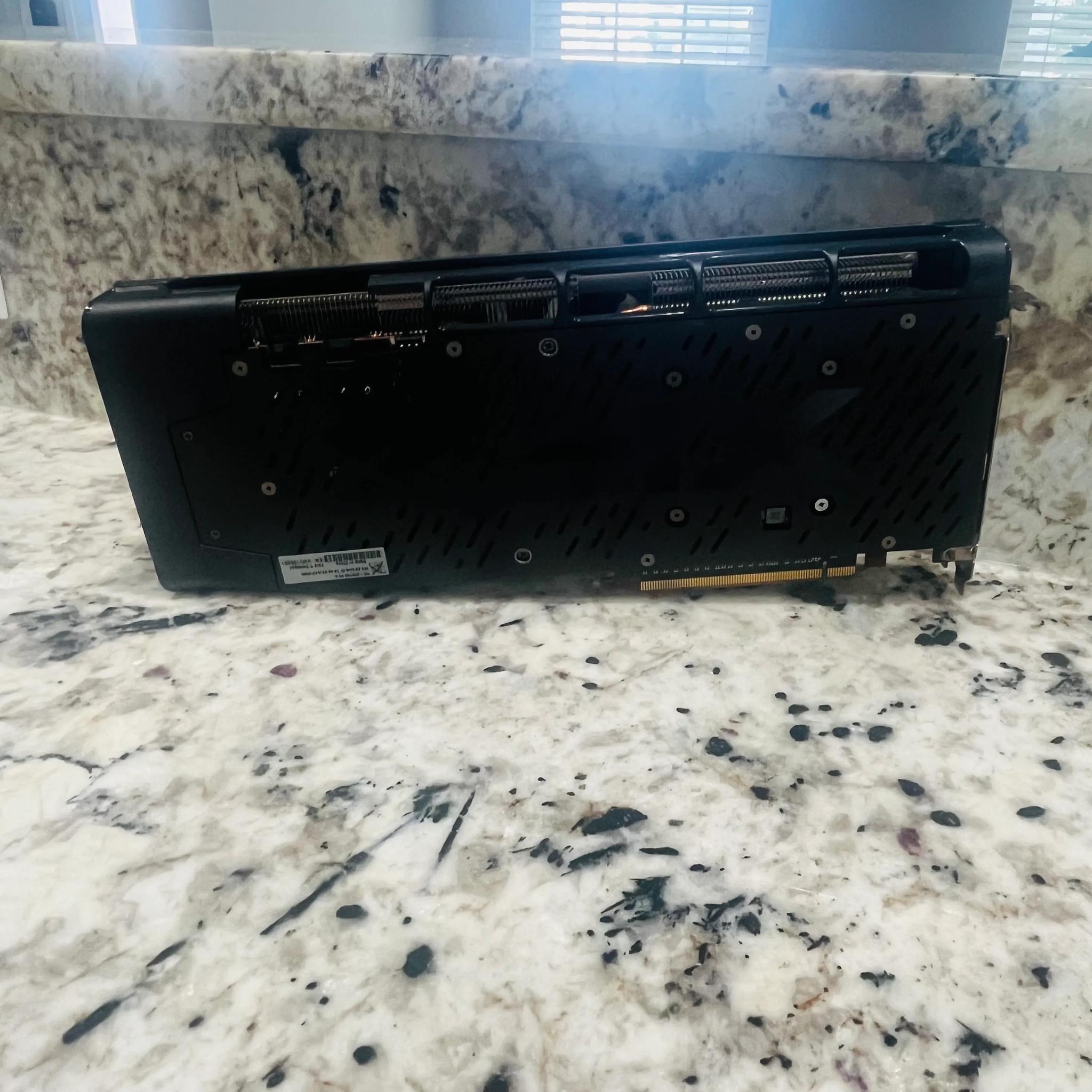 "READ" Broken For Parts RX-5700XT 8GB For Parts Or Someone who can fix it!!!