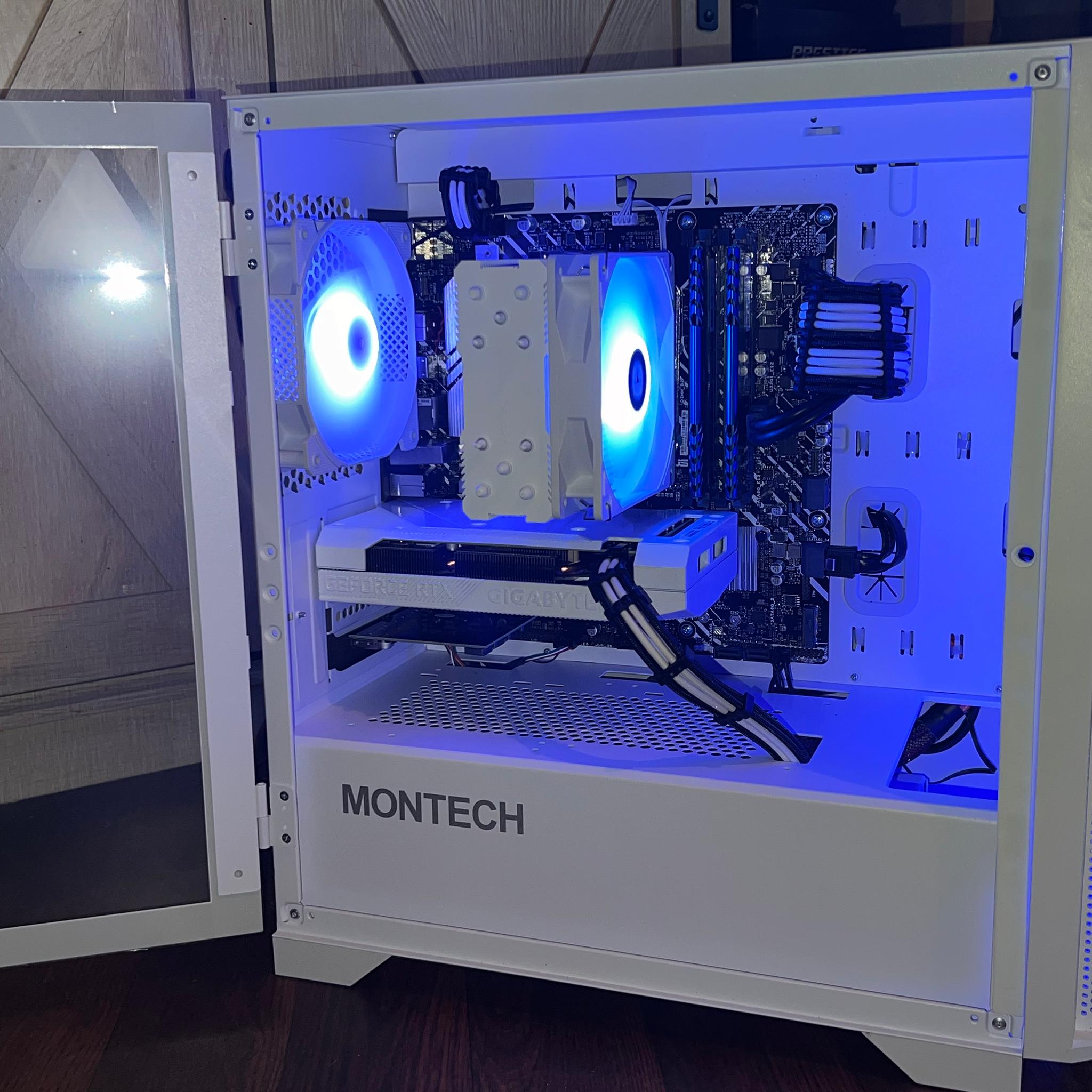 north pole i3 12100 RTX 3060 12g 16 gig ram