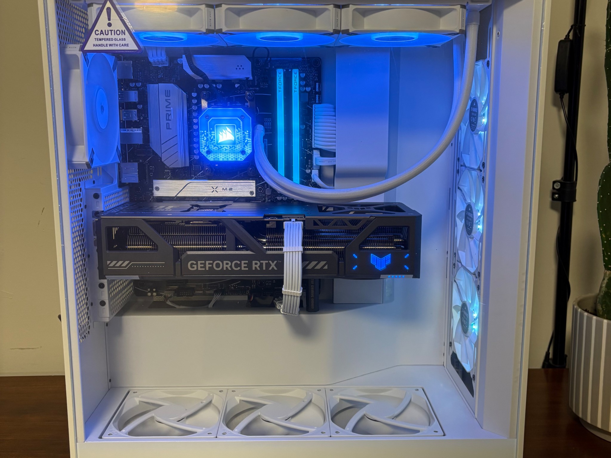 RTX 5080 | Ryzen 7 7800X3D | 32GB DDR5 | 2TB SSD | 850W PSU | 10 x Fans | AIO