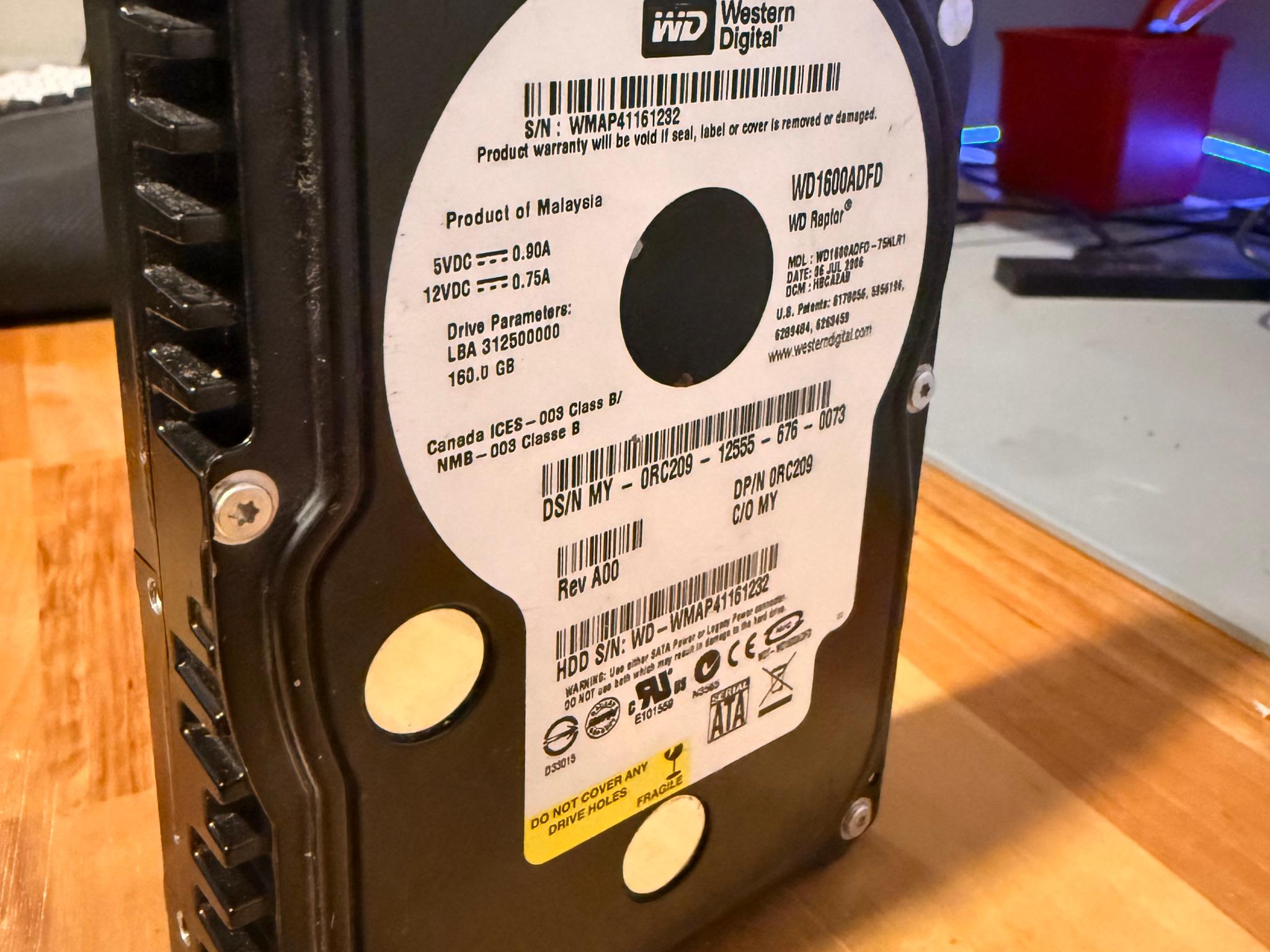 Western Digital Raptor 10,000 RPM HDD Retro/Classic mechanical hard drive WD1600ADFF