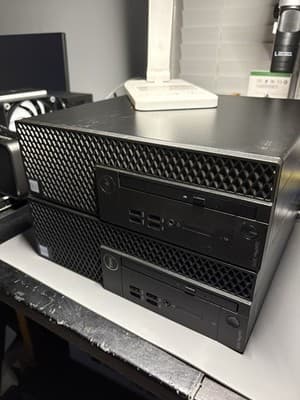 Dell OptiPlex 3070 (256GB SSD, Intel Core i5-9500, 16GB DDR4) Desktop - Black