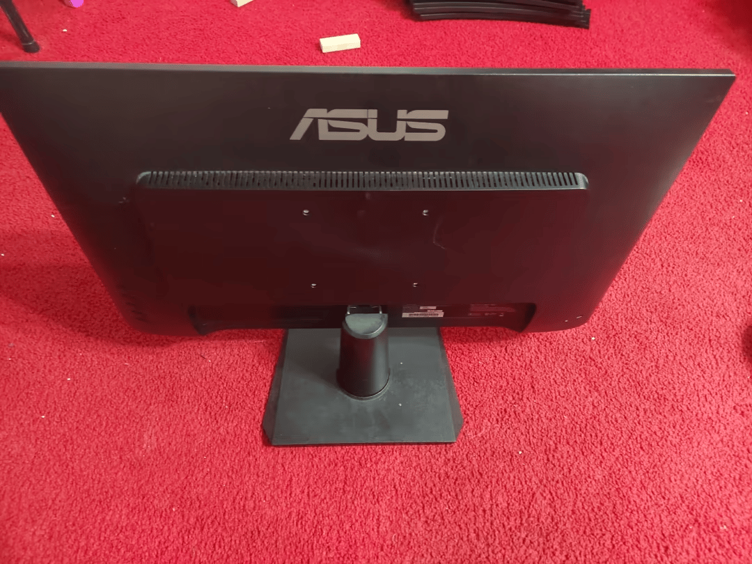 Two Asus 75 hz 1080p monitors 24 inches