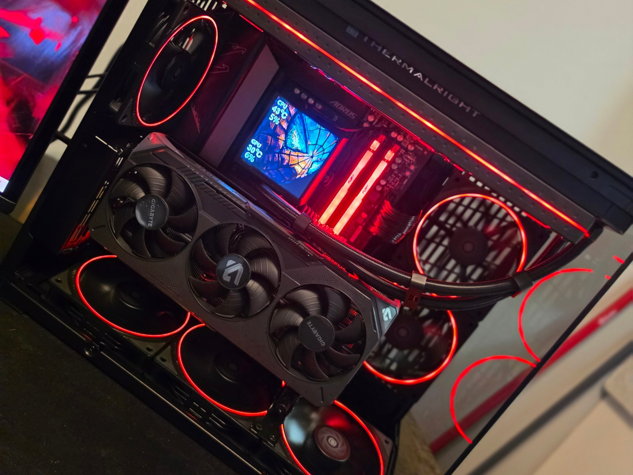 RX 9070 XT, Ryzen 7 9800X3D, 32gb 6800mhz cl34 Fury DDR5, 1tb NVMe SSD