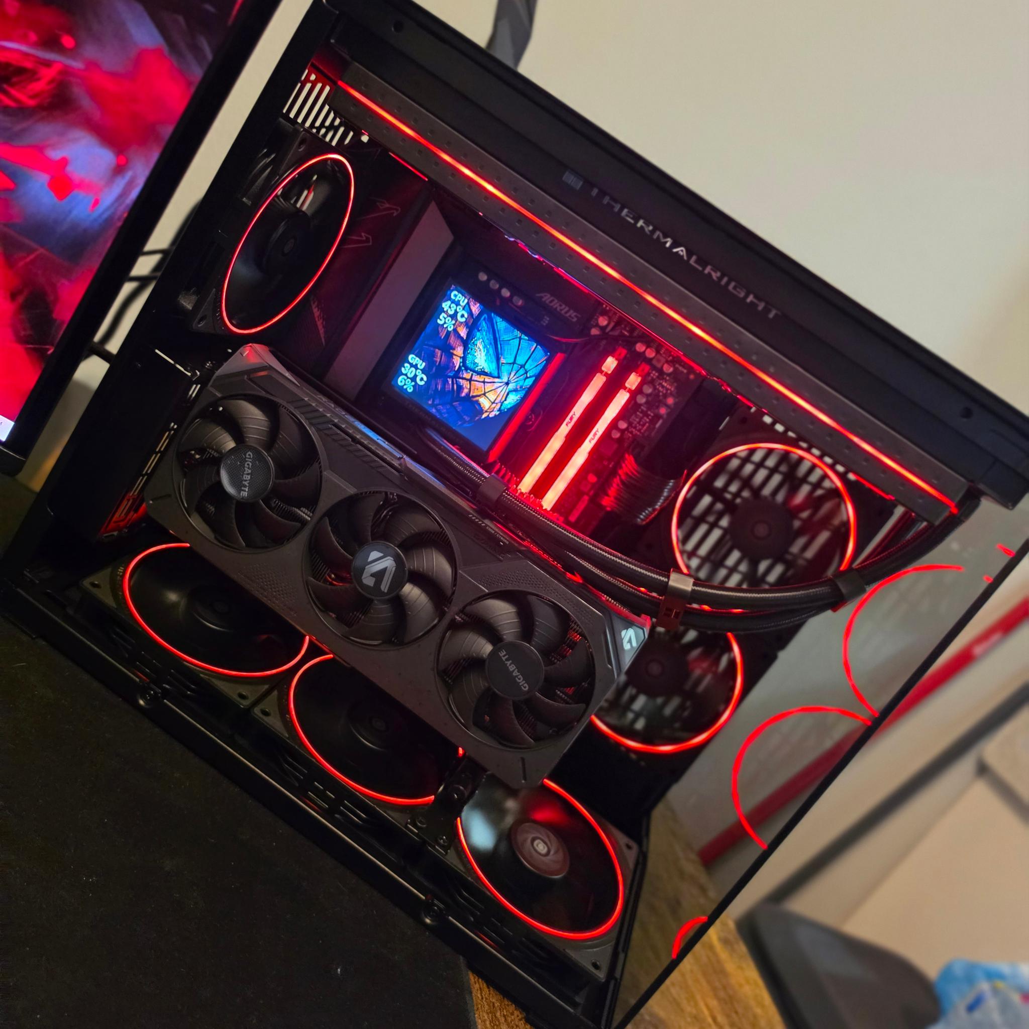 RX 9070 XT, Ryzen 7 9800X3D, 32gb 6800mhz cl34 Fury DDR5, 1tb NVMe SSD