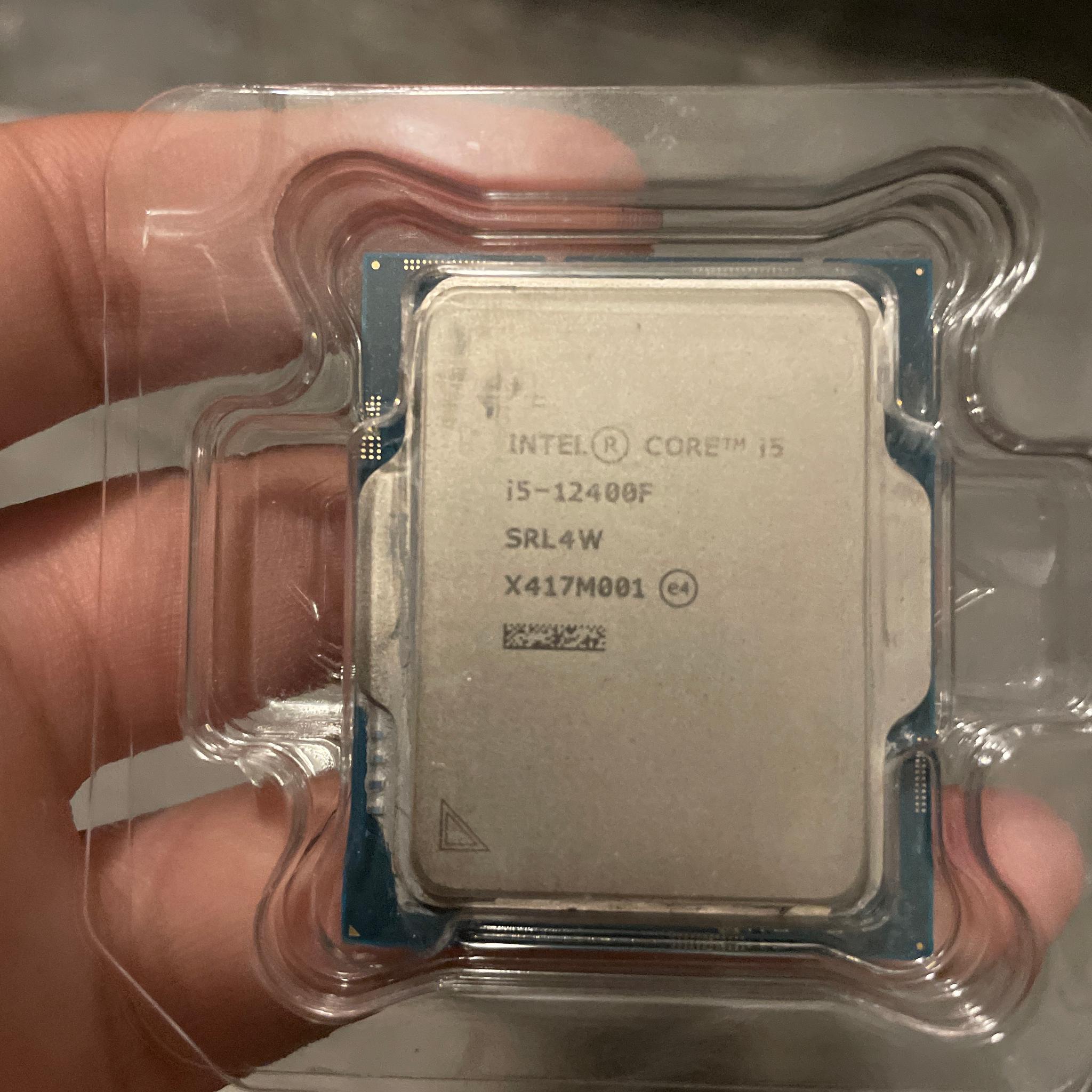 Intel Core i5-12400F