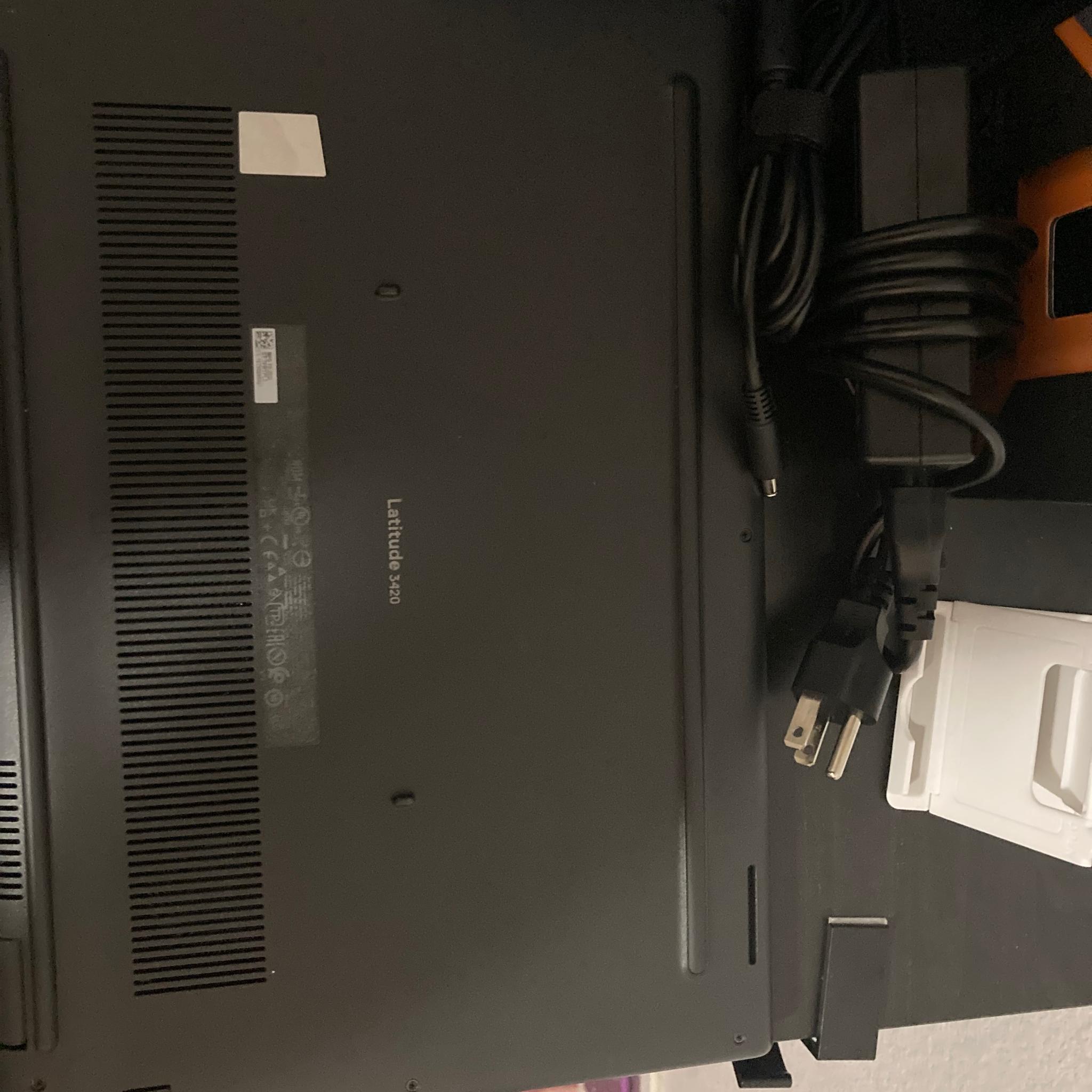 Dell Latitude 3420 | i5 11th Gen | 8GB | 256GB SSD | FHD - Charger Included| OBO