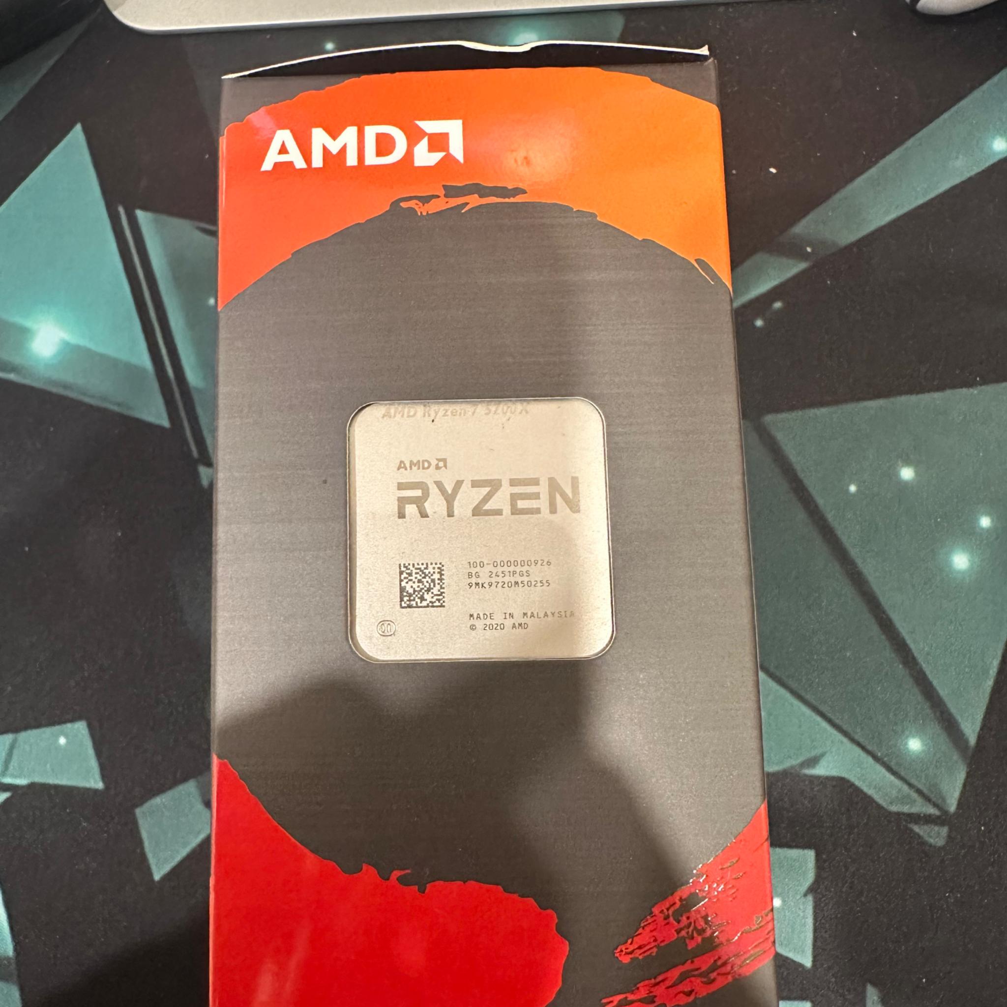 AMD RYZEN 7 5700X