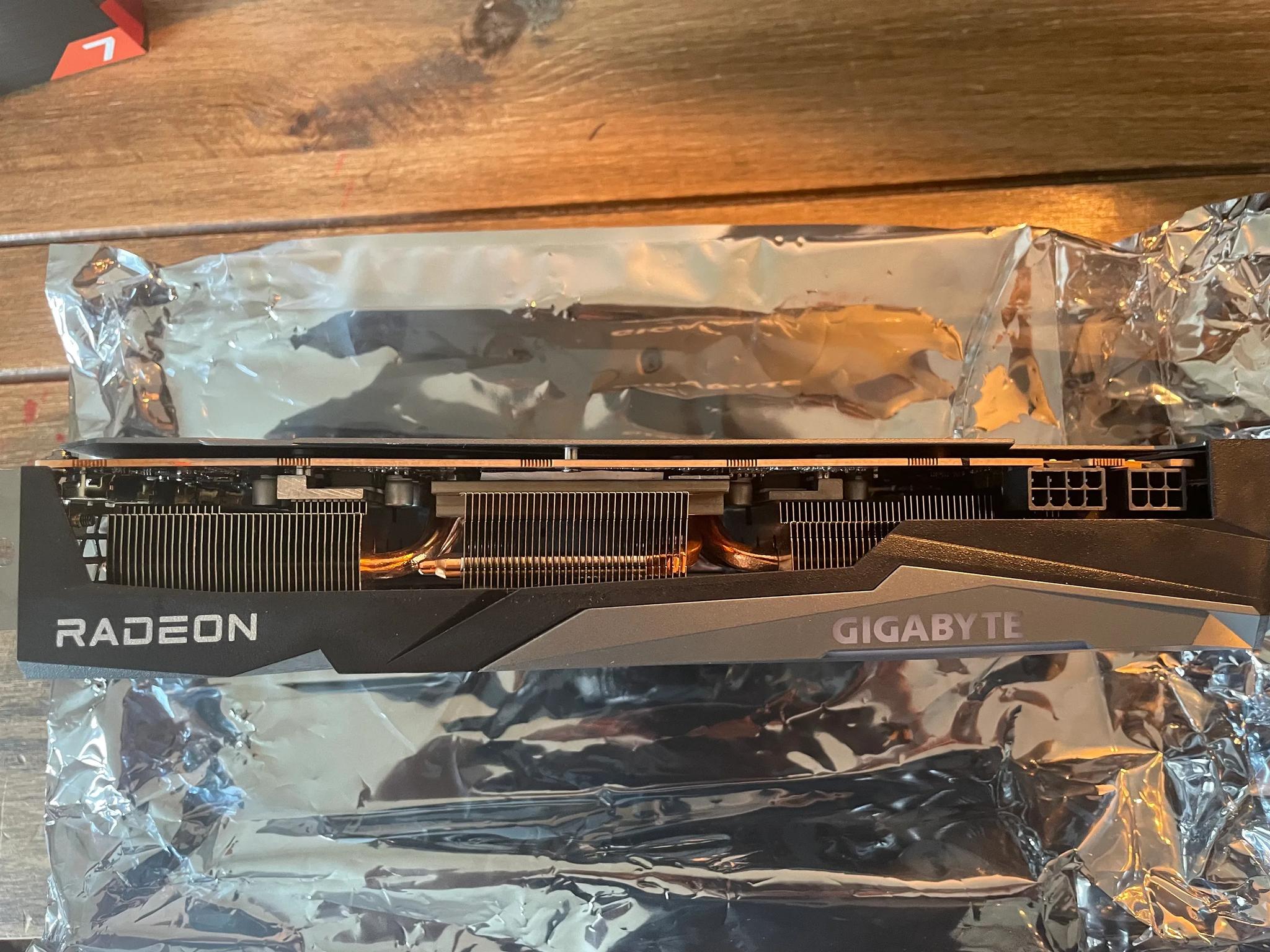 Gigabyte Radeon RX 6750XT Gaming OC