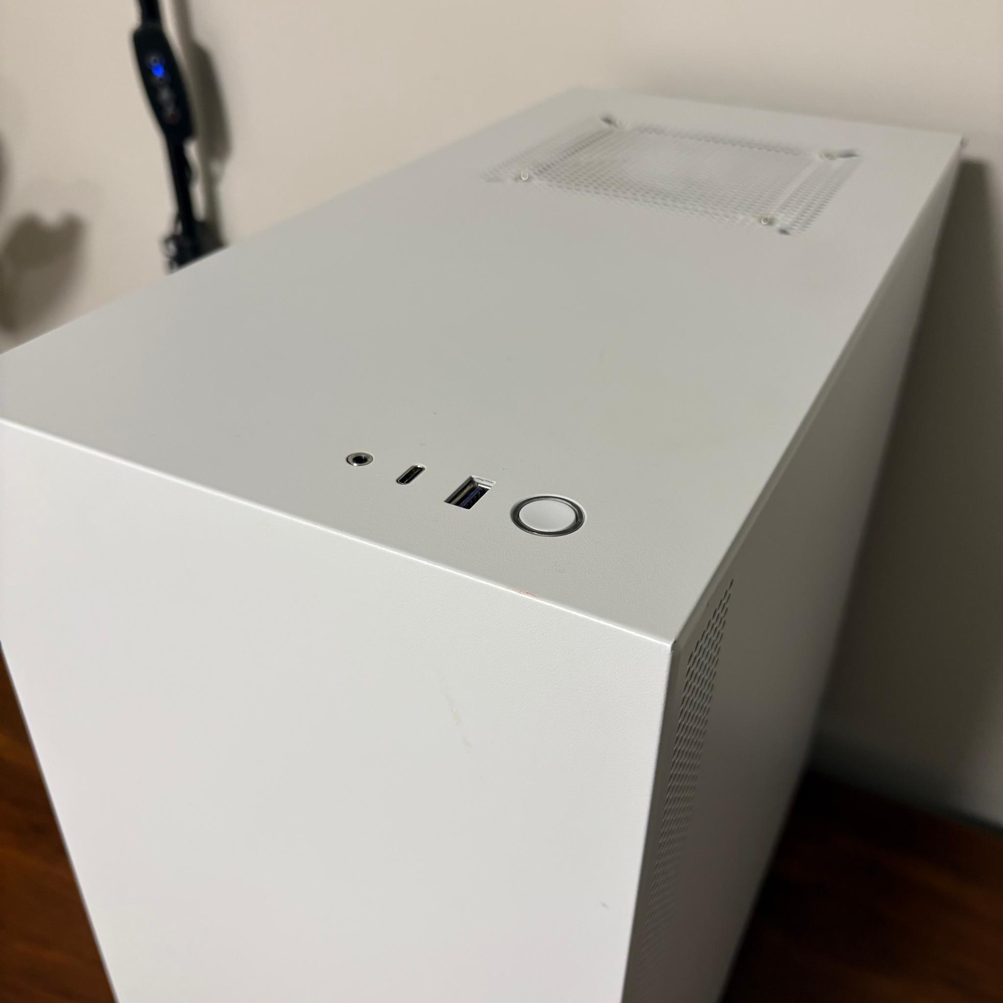 RTX 4070TI | Ryzen 5 5600X | 32GB DDR4 | 1TB NVMe | 850W Gold ATX 3.1 | NZXT H510 White
