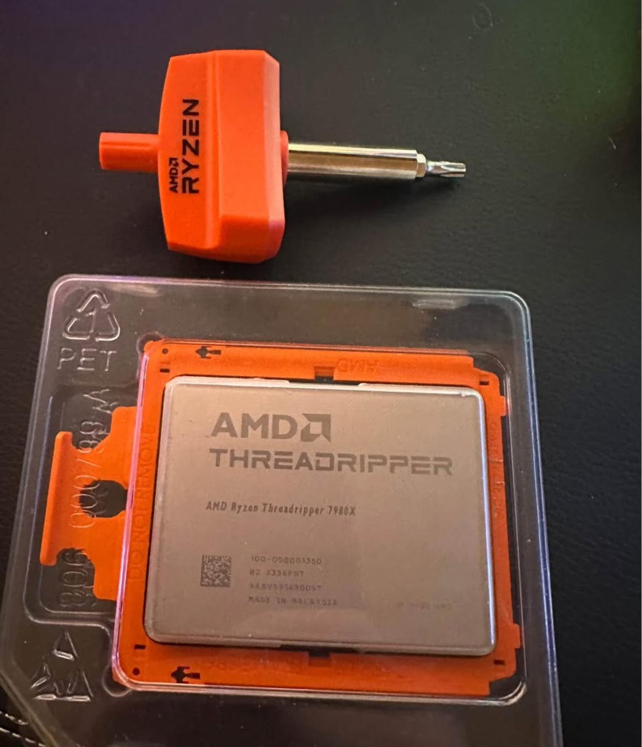 AMD Threadripper 7980X