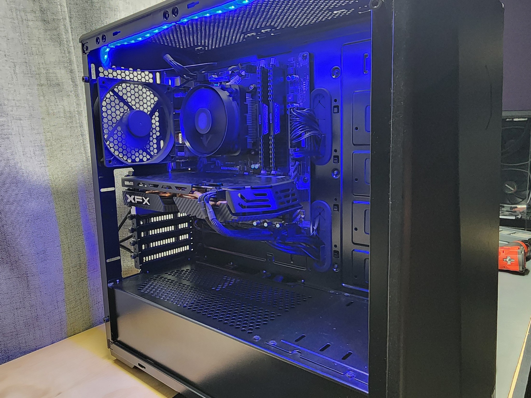 Custom Gaming PC Build