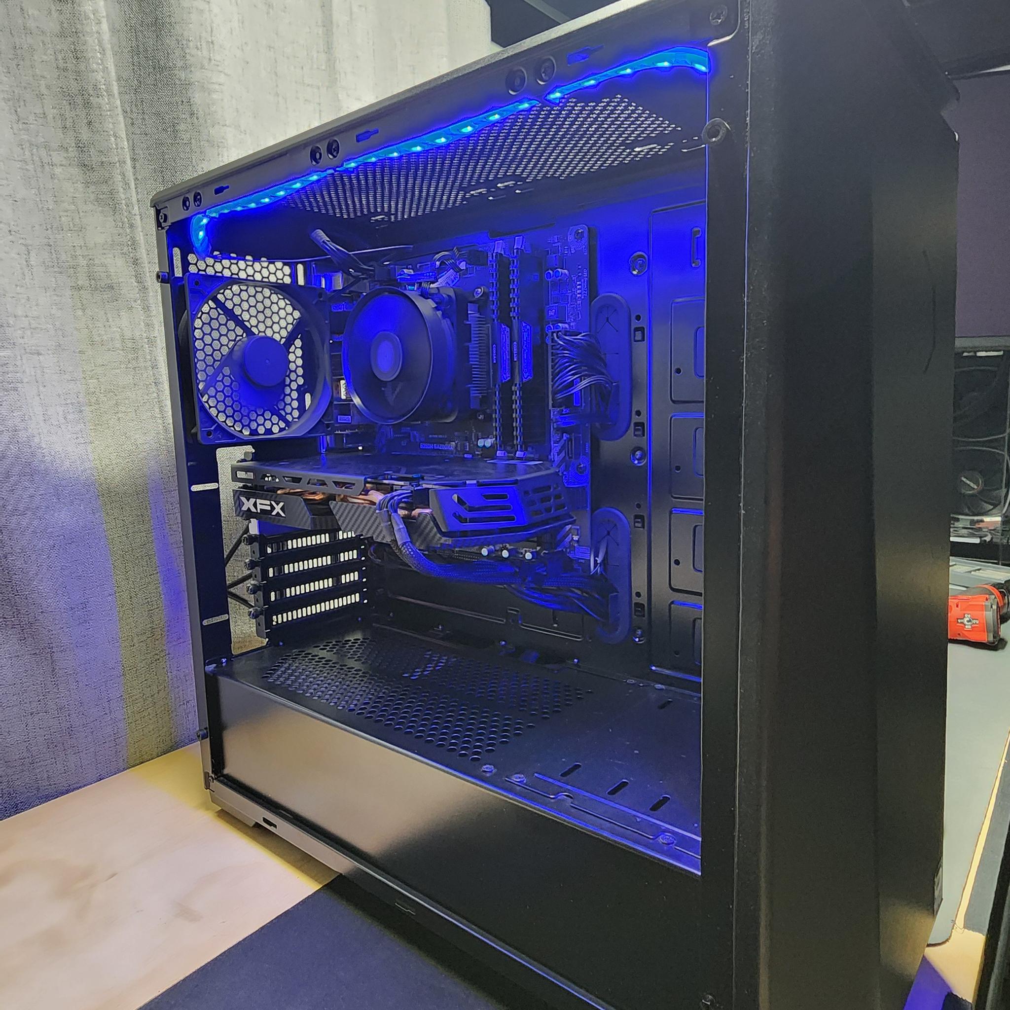 Custom Gaming PC Build