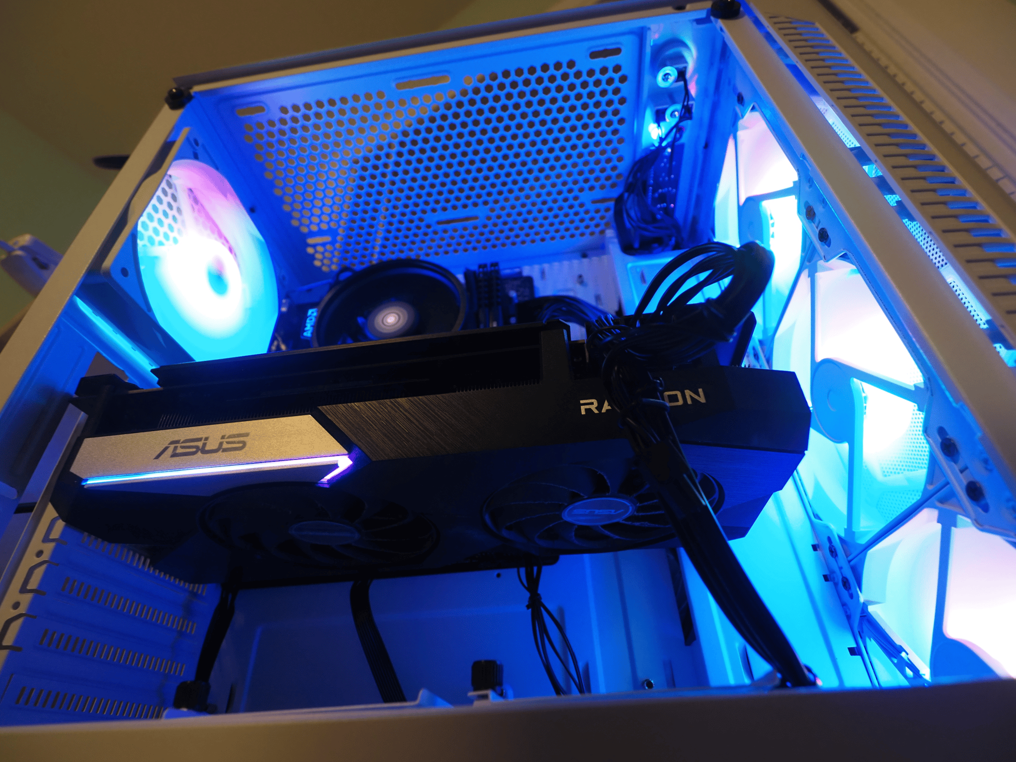 🔥 White RX 6700 XT Gaming PC | Ryzen 5 5500 | High FPS Fortnite / Warzone | 1440p Ready