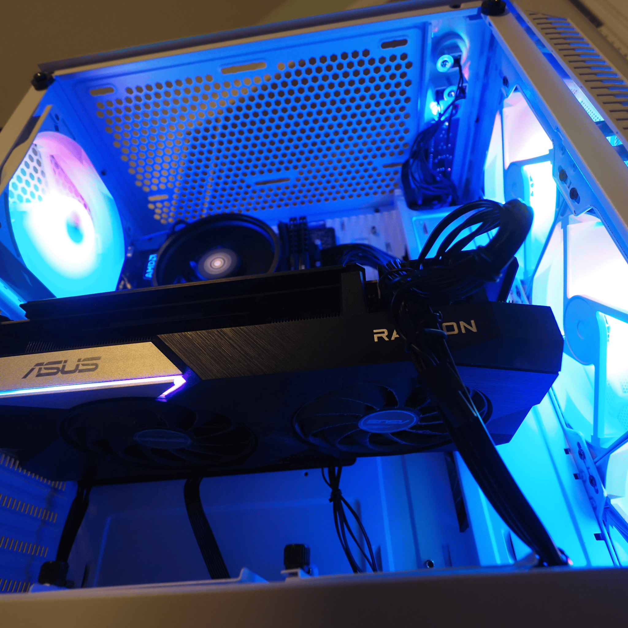 🔥 White RX 6700 XT Gaming PC | Ryzen 5 5500 | High FPS Fortnite / Warzone | 1440p Ready