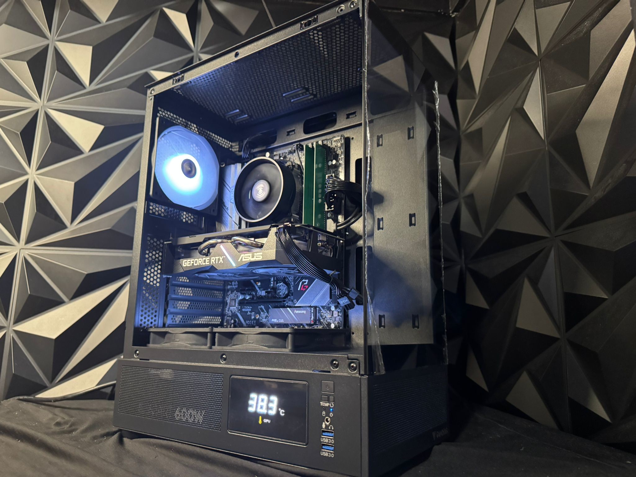 💻 The Digital Danger 12 🖤💀 Ryzen 5 3600| RTX 2060 12 GB| 1 TB NVMe| 16 GB DDR4