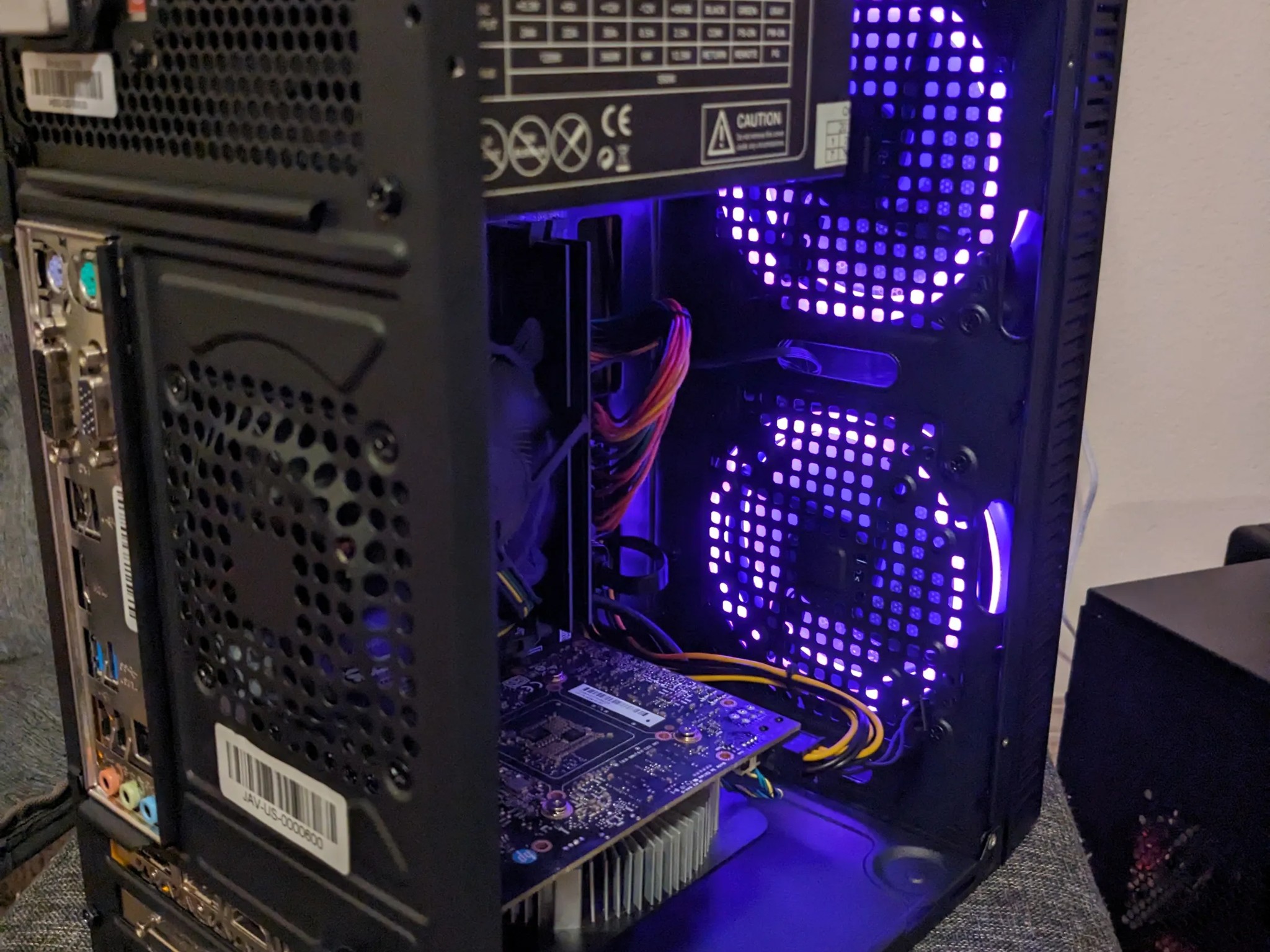 FREE SHIP || "Compact Essentials" || i5-6600, 16GB DDR4, GTX 1060 3GB, 480GB SSD, RGB, WiFi, Win11