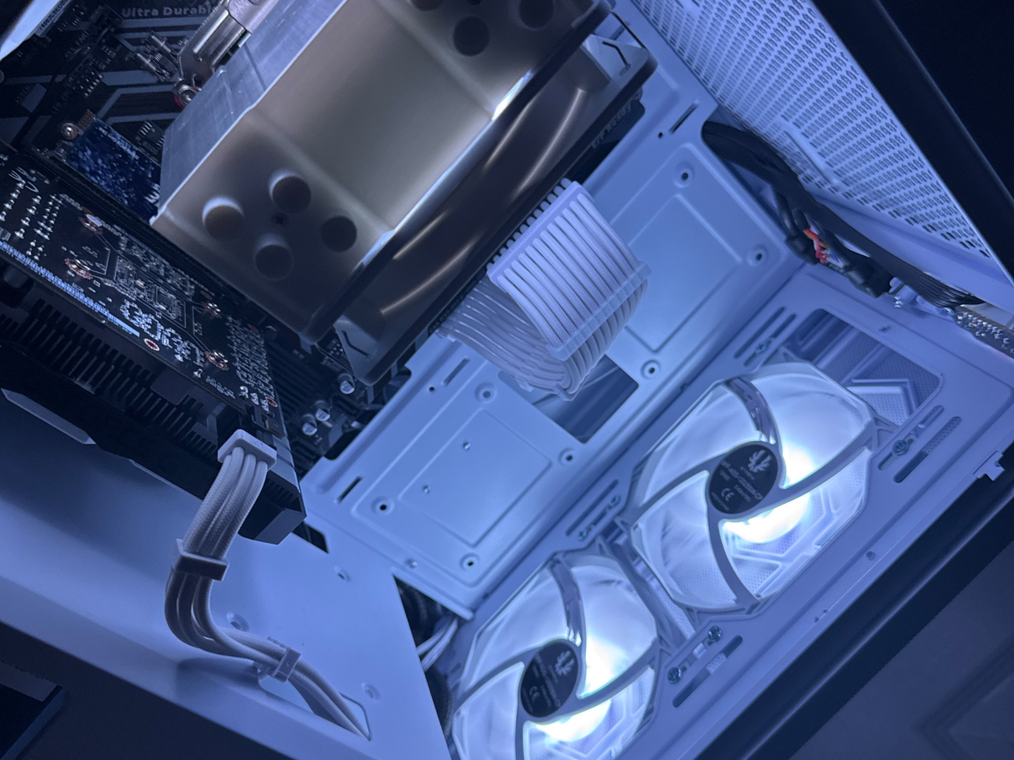 |🔥DISCOUNT|⚪️White Budget Gaming PC⚪️|GTX 1650|Ryzen 5|1TB SSD|WIFI + Bluetooth