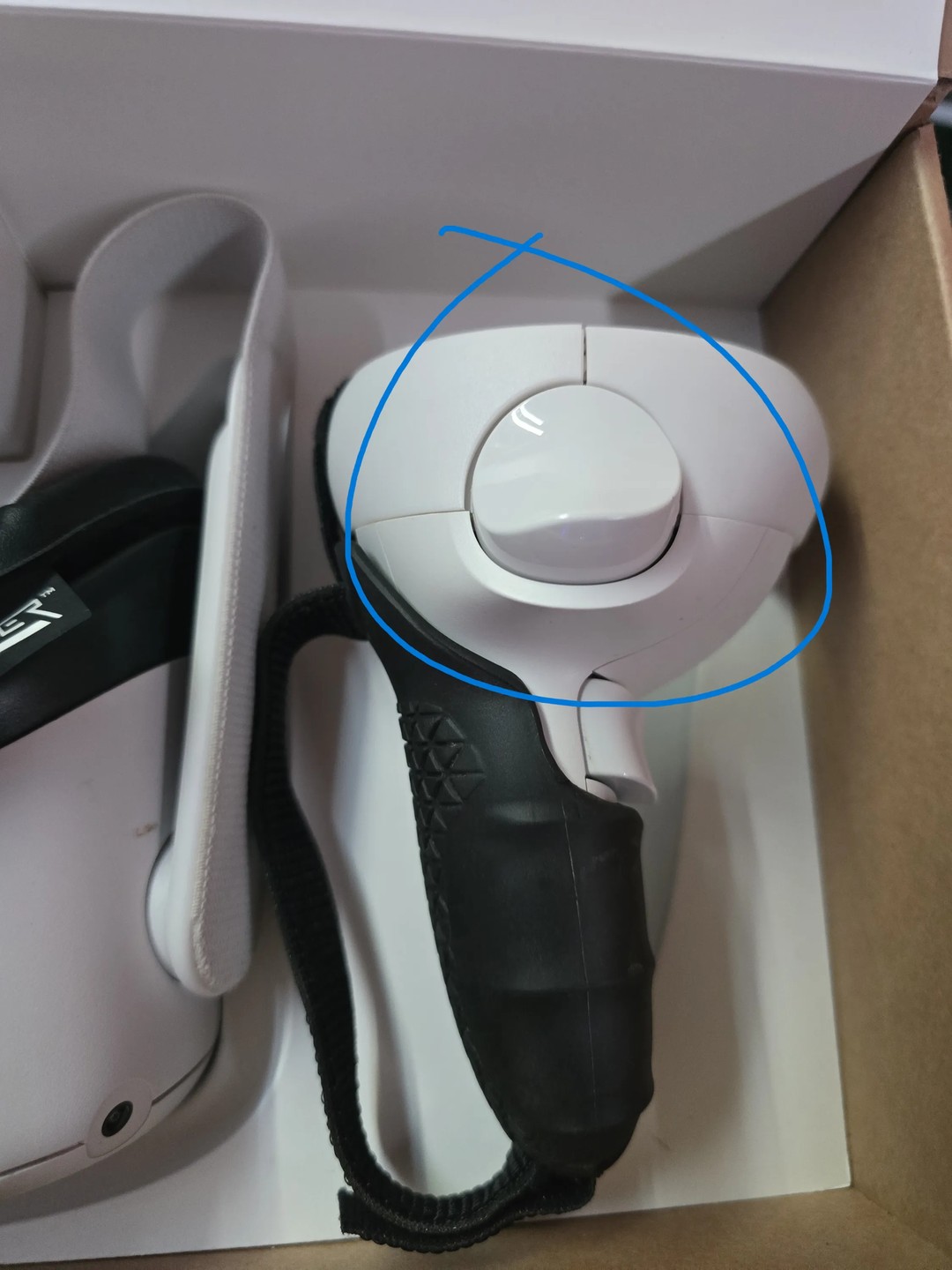 Oculus Quest 2 64GB Fairly Used Minimal Issues | Jawa
