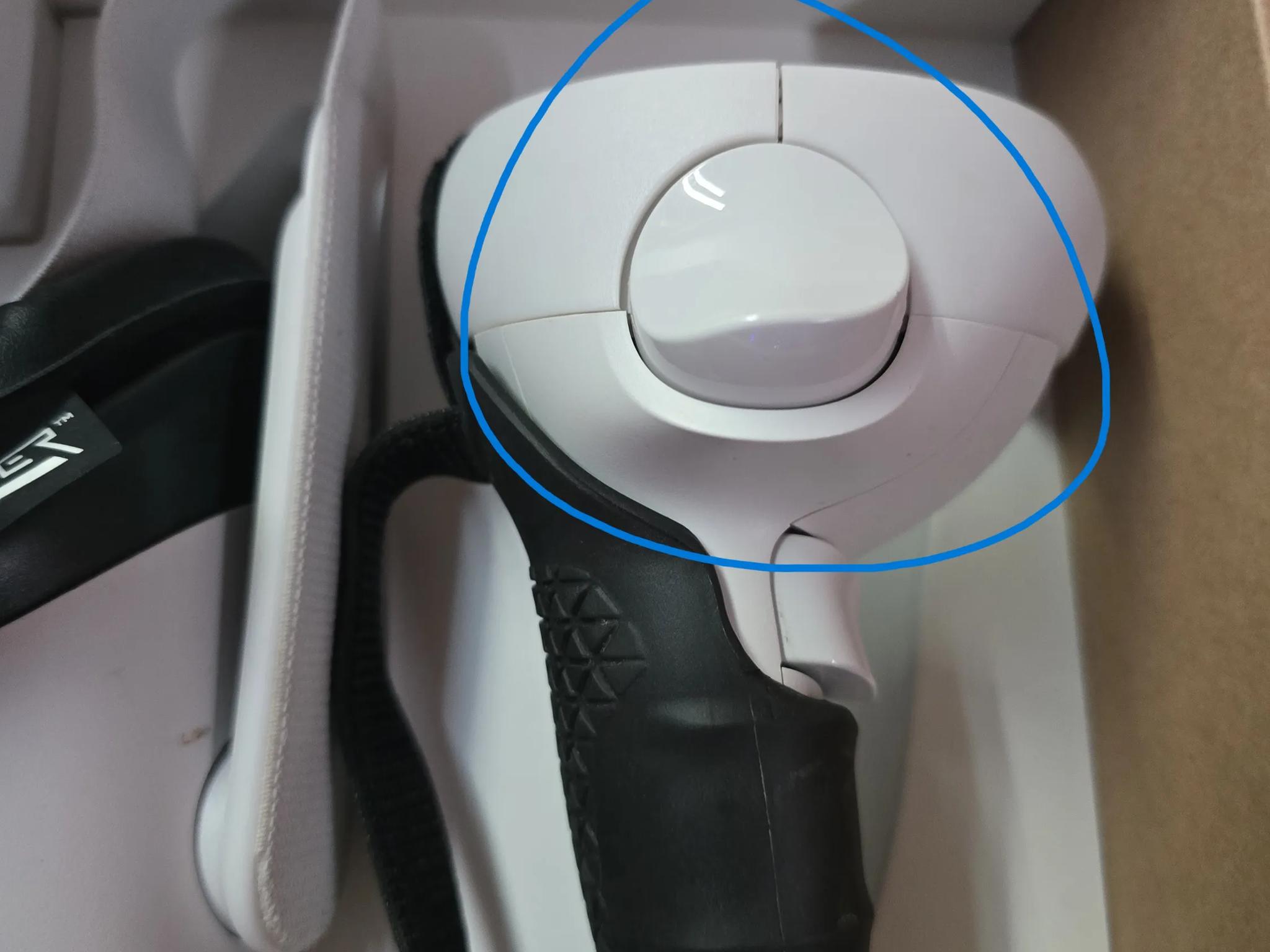 Oculus Quest 2 64GB Fairly Used Minimal Issues