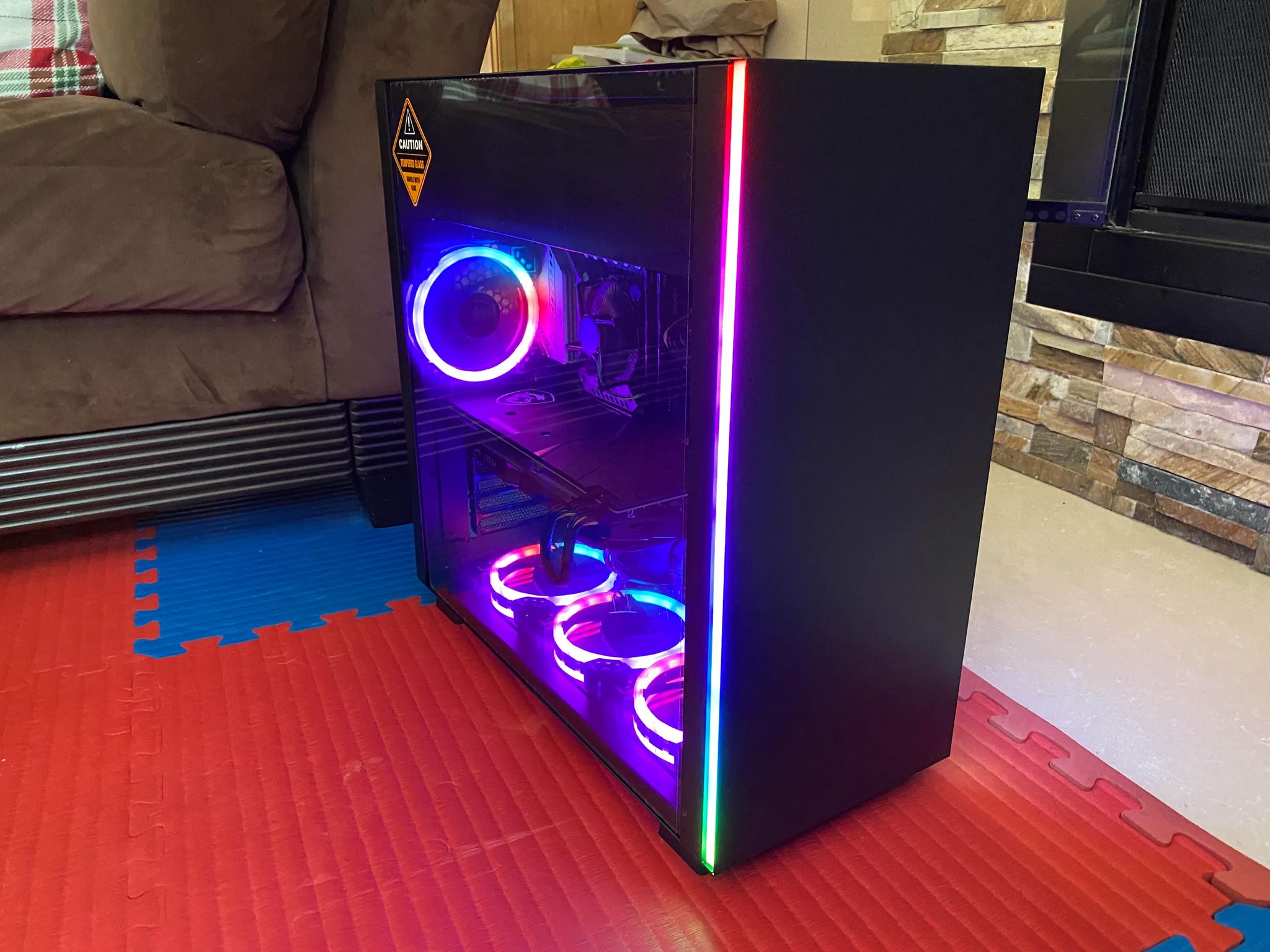 *NEW* Mid Range Gaming PC (RX 5600XT, i5 10400f, 1TB Gen 4 M.2)