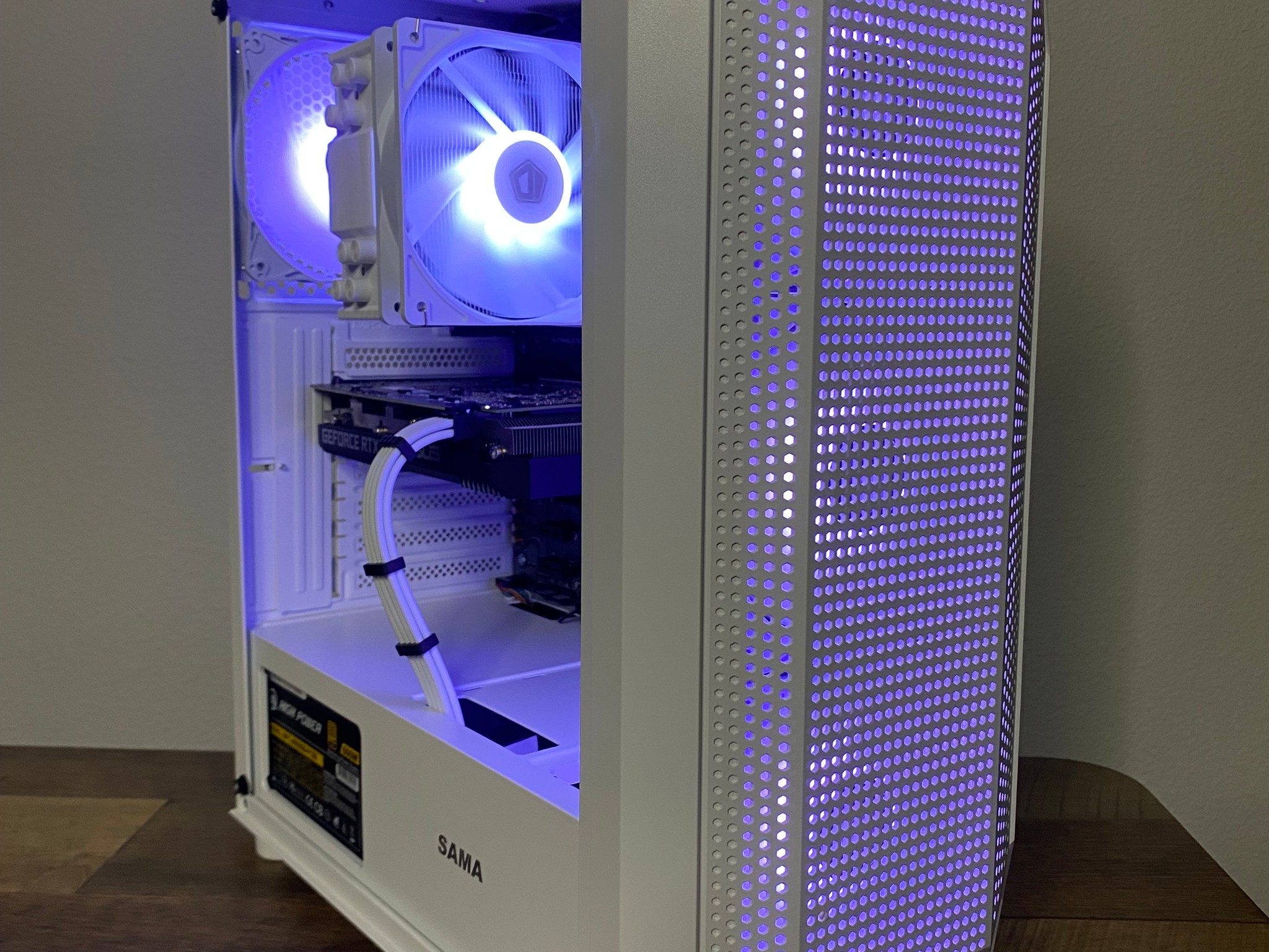 Gaming PC 4K - RTX 2070 8GB Nvidia - i3 10100F intel - 16GB 3200mhz ram - 500GB NVMe - ARGB - White