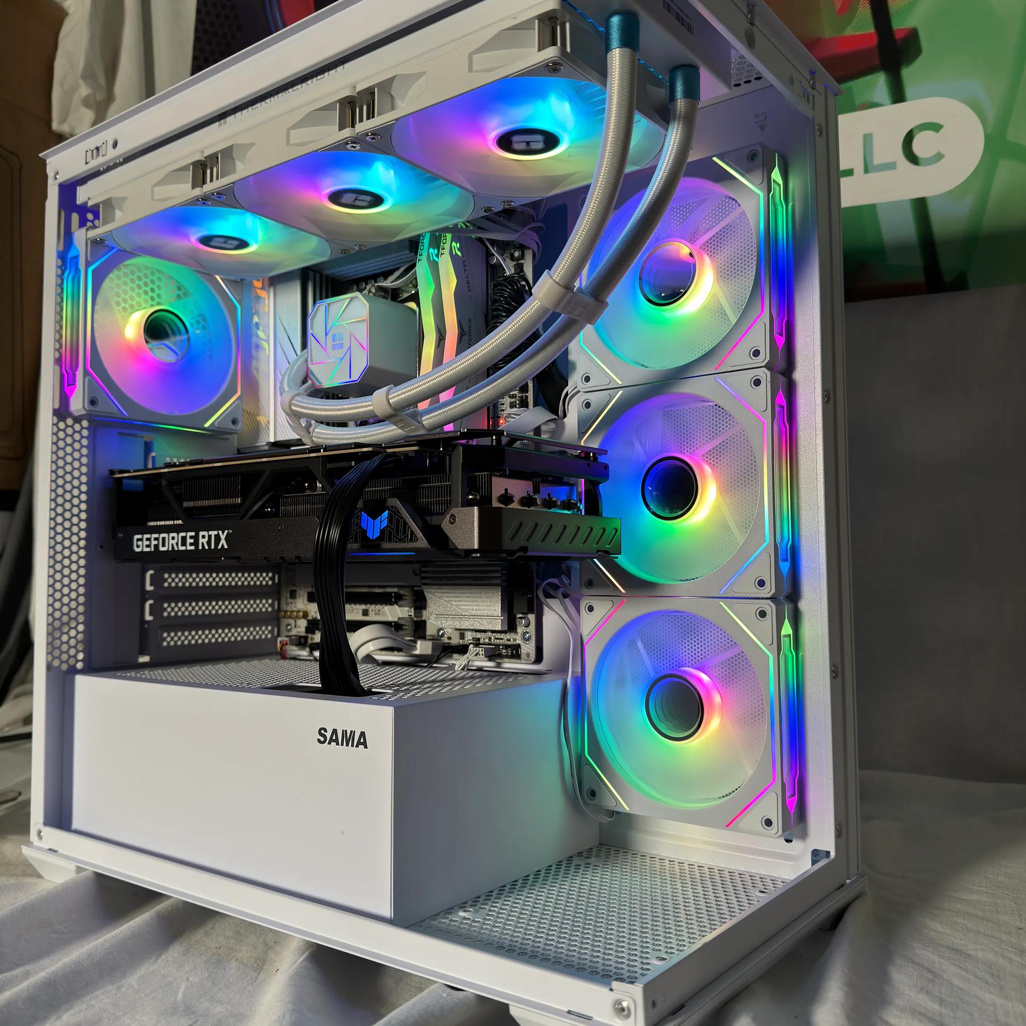 RTX 4090 Gaming PC with Ryzen 9 7950X3D