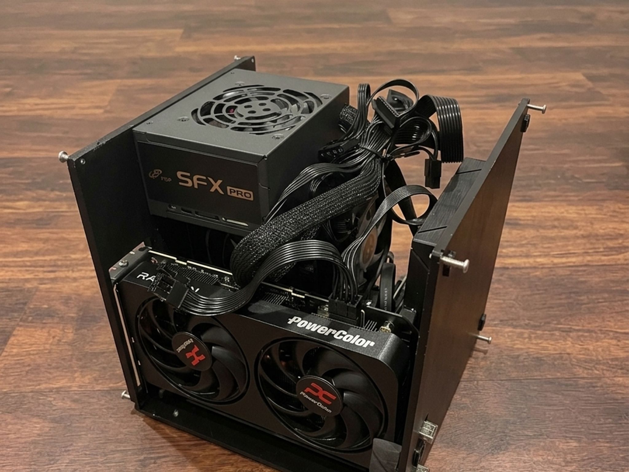 SteamBox - 9060XT Ryzen 8400F - Custom Faceplates - Get the experience!